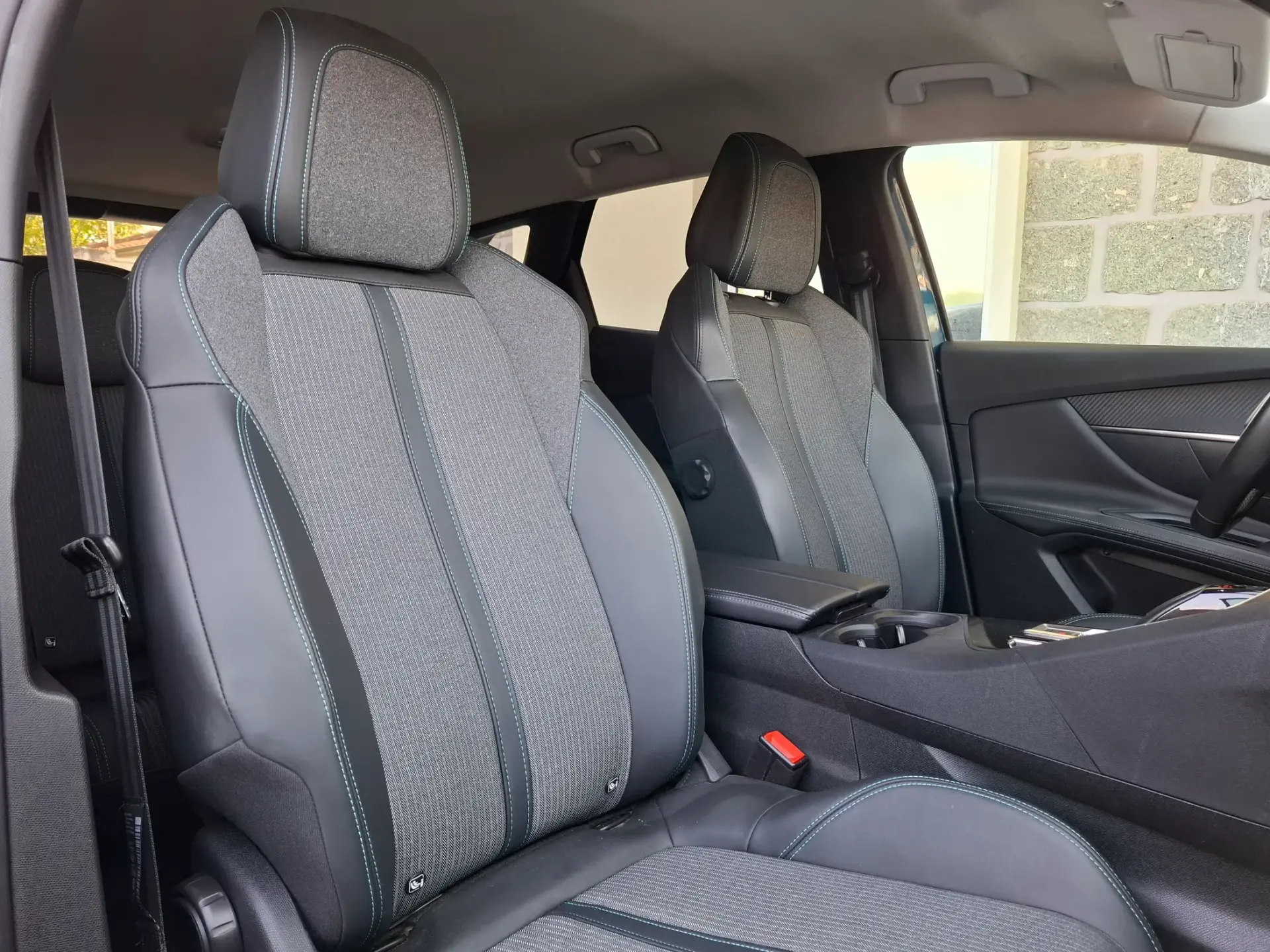 Peugeot 3008 1.5 BlueHDi Allure EAT8 15