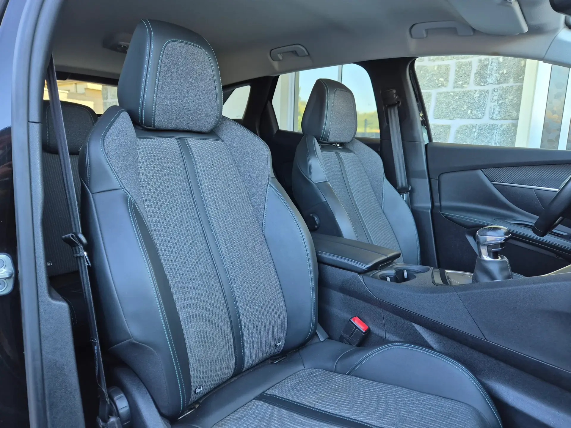 Peugeot 3008 1.5 BlueHDi Allure 13
