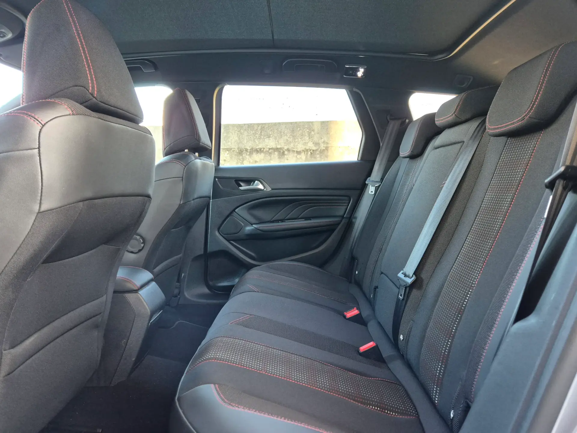 Peugeot 308 SW 1.5 BlueHDi GT Line 17