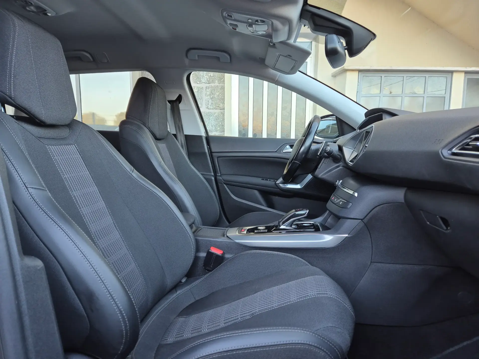 Peugeot 308 SW 1.5 BlueHDi Allure EAT8 11