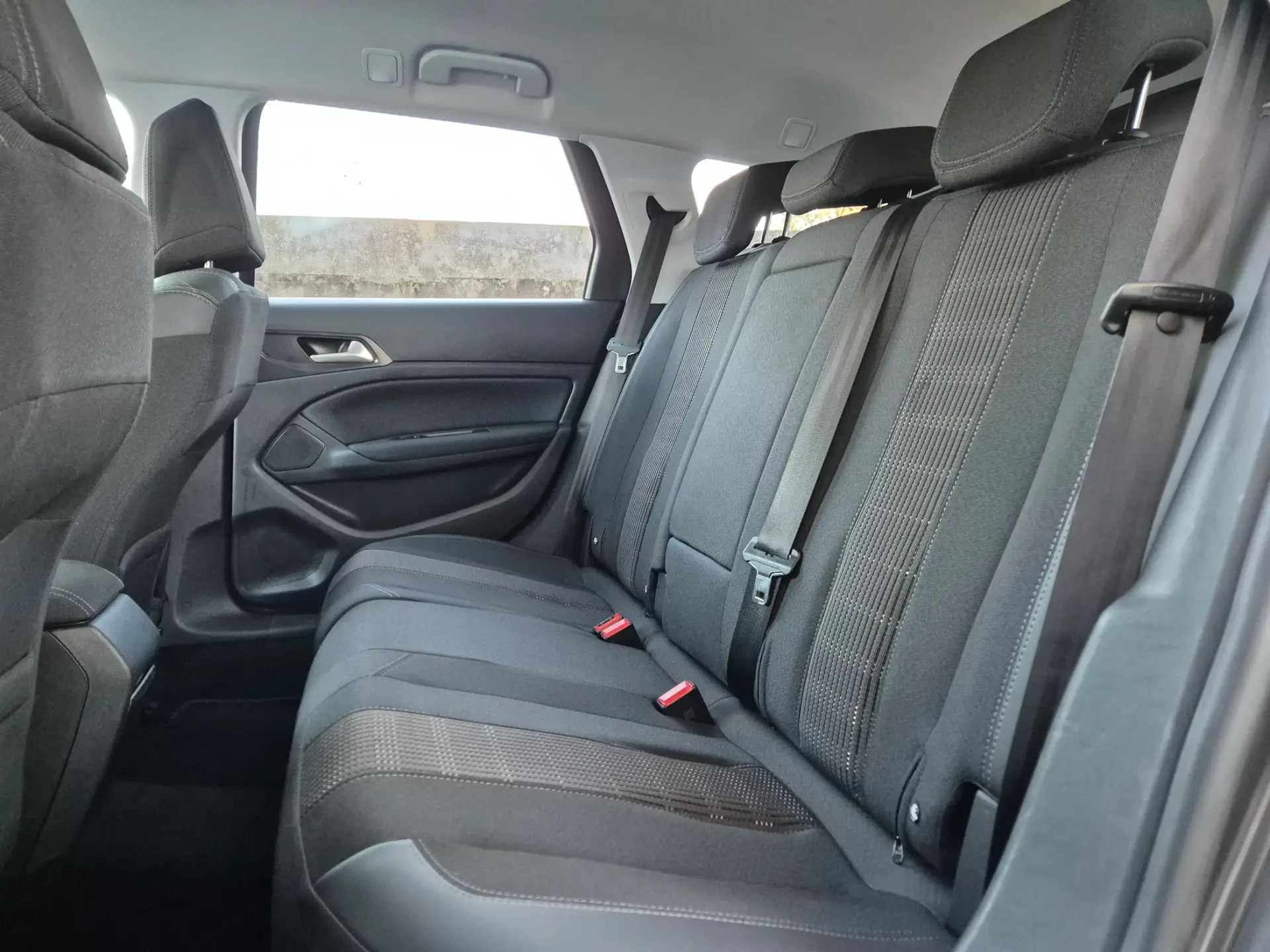 Peugeot 308 SW 1.5 BlueHDi Allure EAT8 13