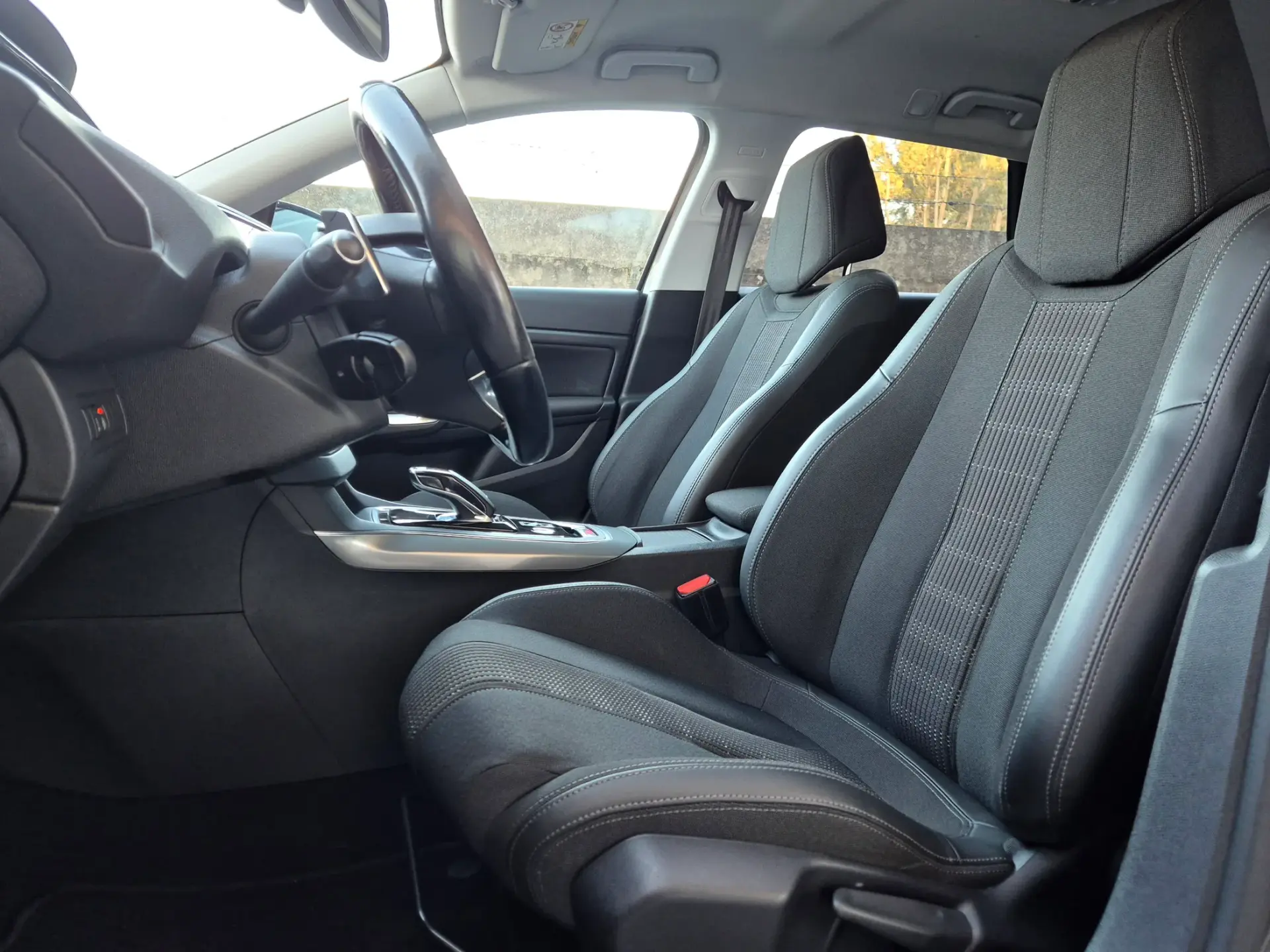 Peugeot 308 SW 1.5 BlueHDi Allure EAT8 15