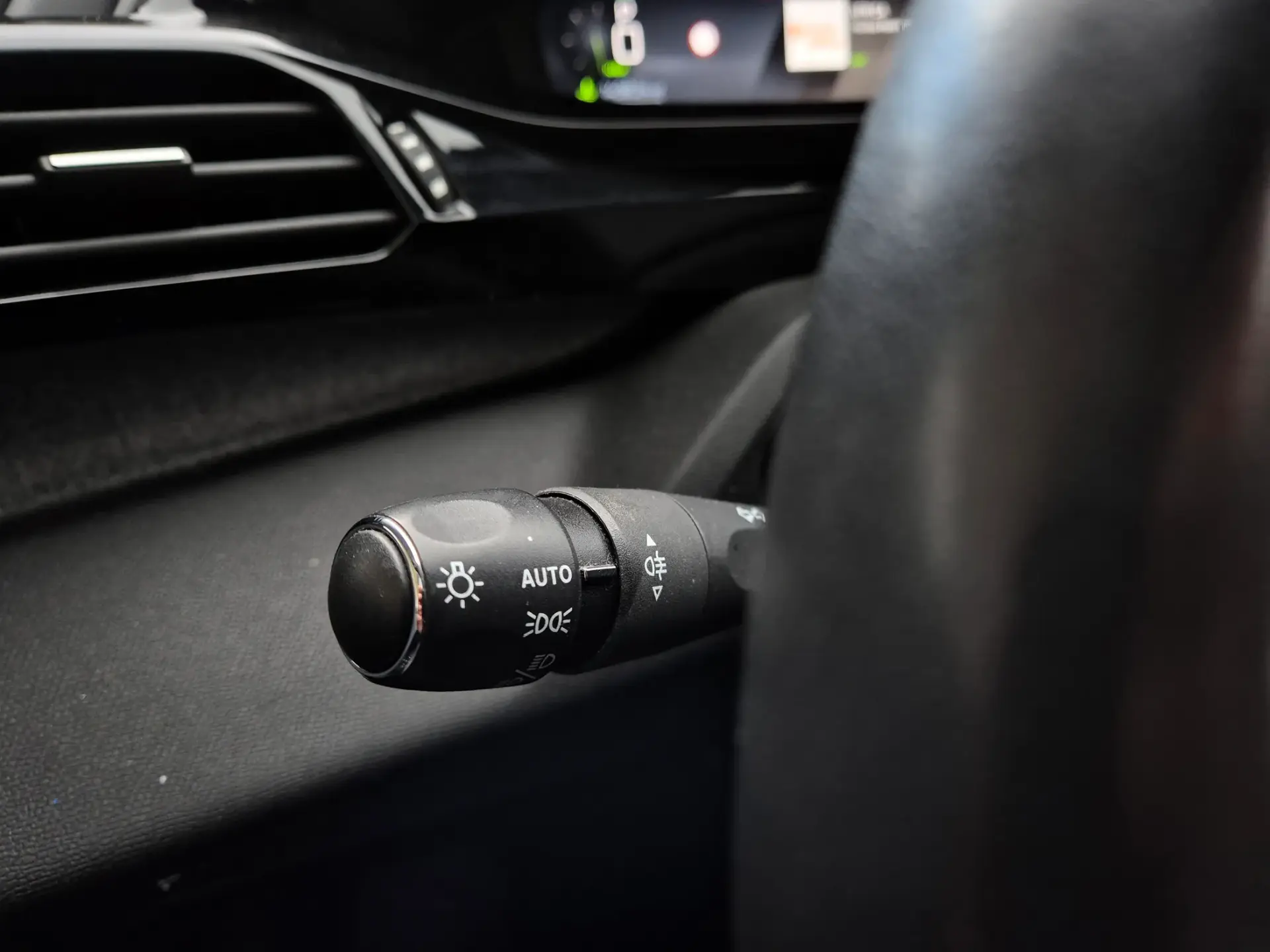 Peugeot 308 SW BlueHDi 130 EAT8 Allure 21