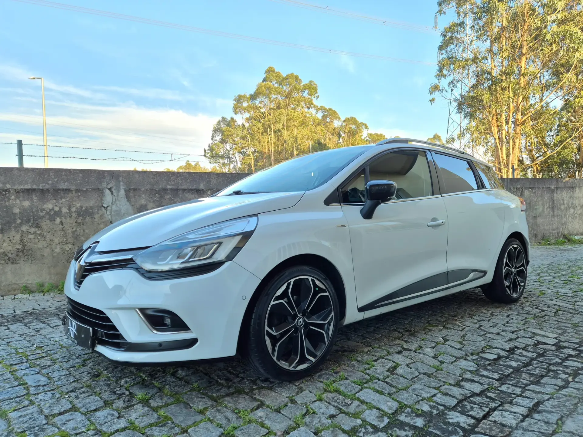 Renault Clio Sport Tourer (Energy) dCi 90 EDC Bose Edition 1