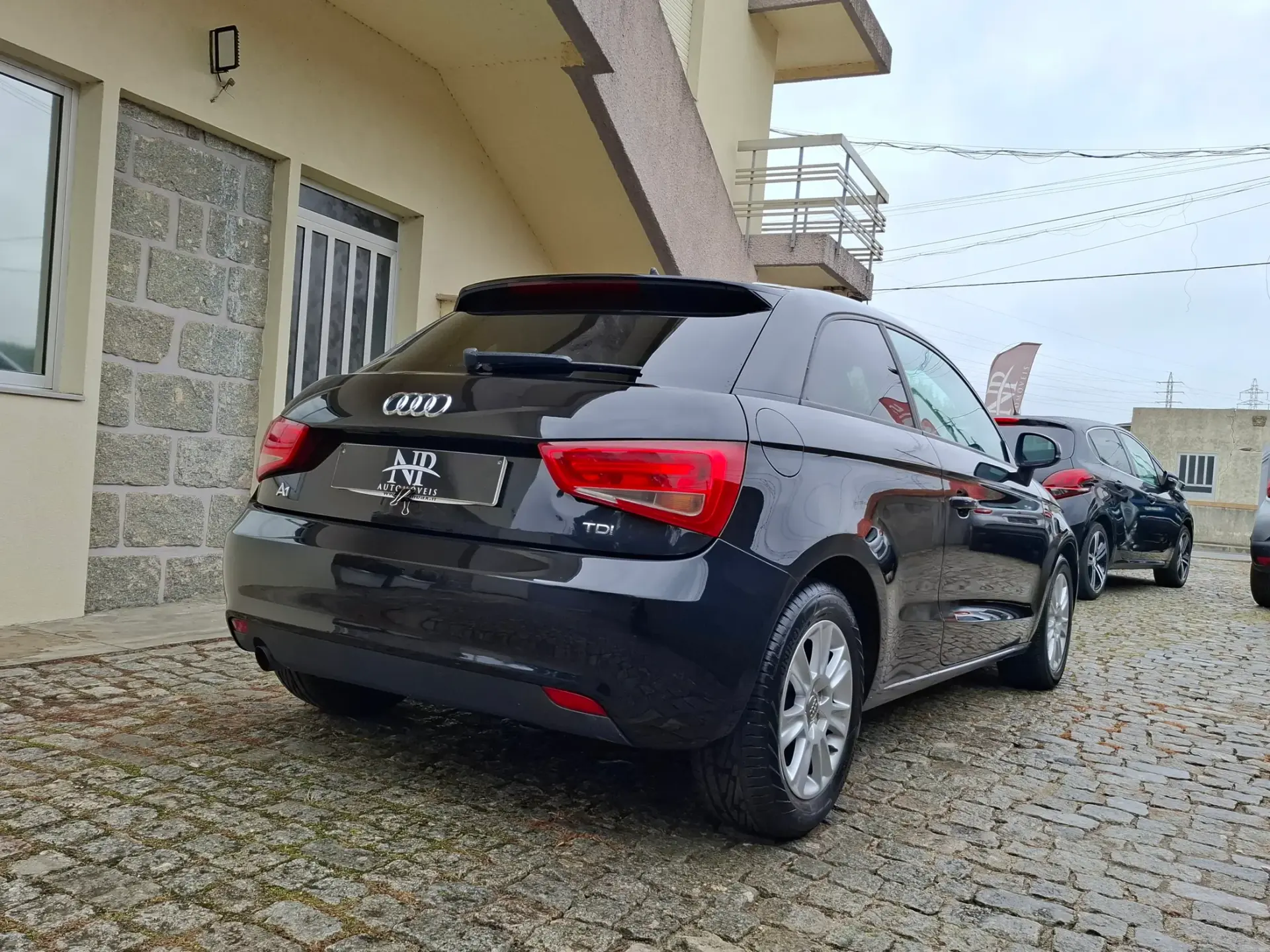 Audi A1 1.6 TDi Attraction 4