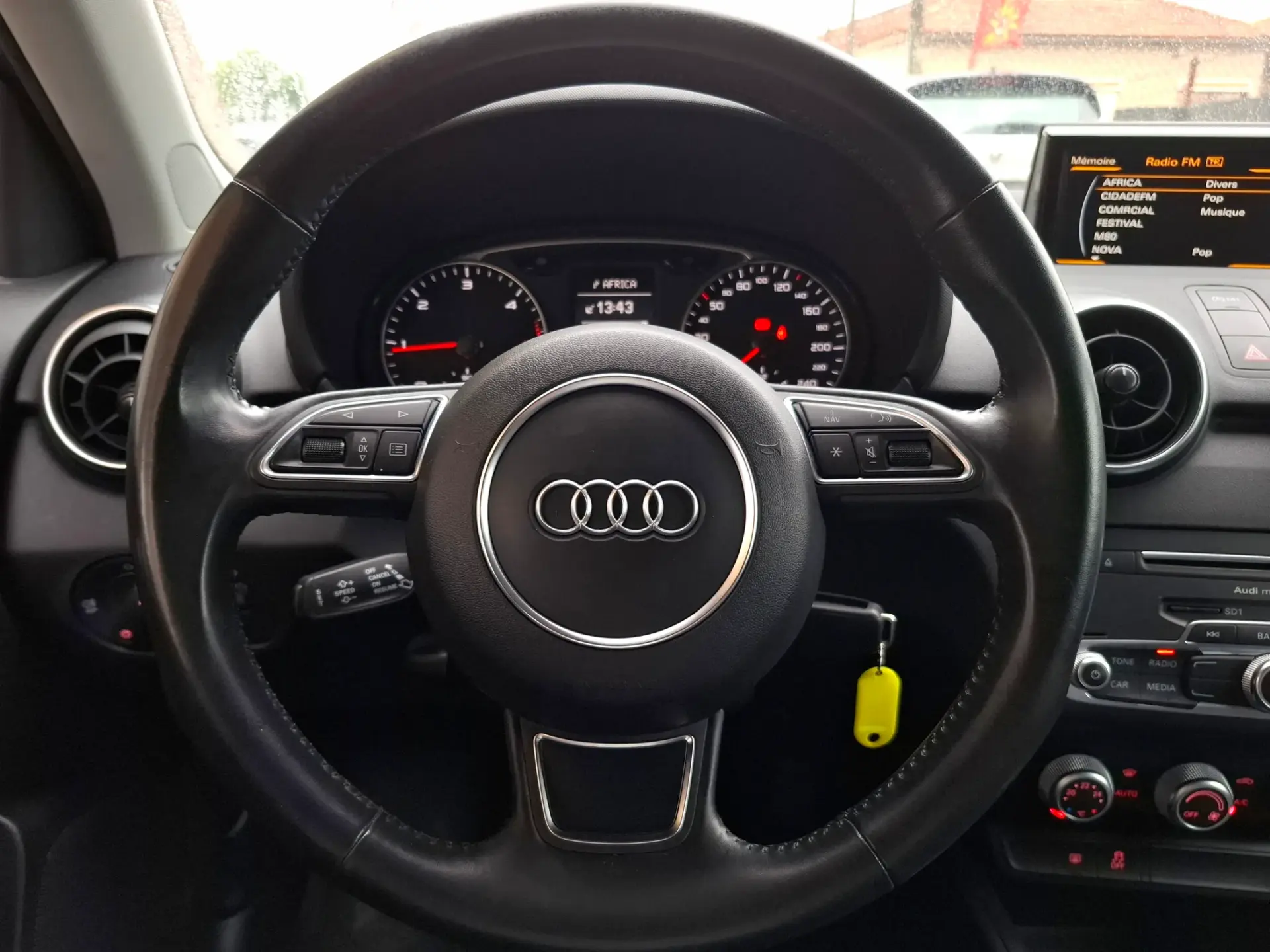 Audi A1 Sportback 1.4 TDI Design 15