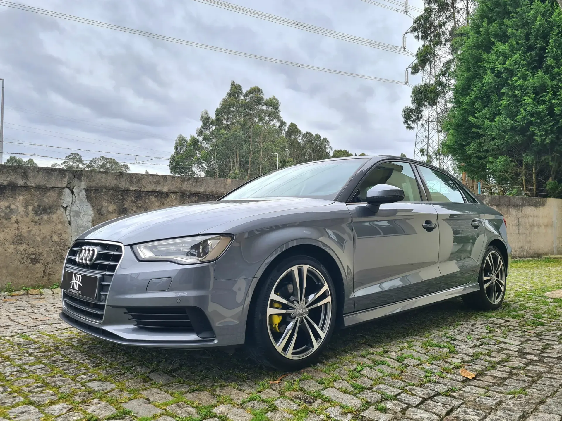 Audi A3 Limousine 1.6 TDI S-line 1