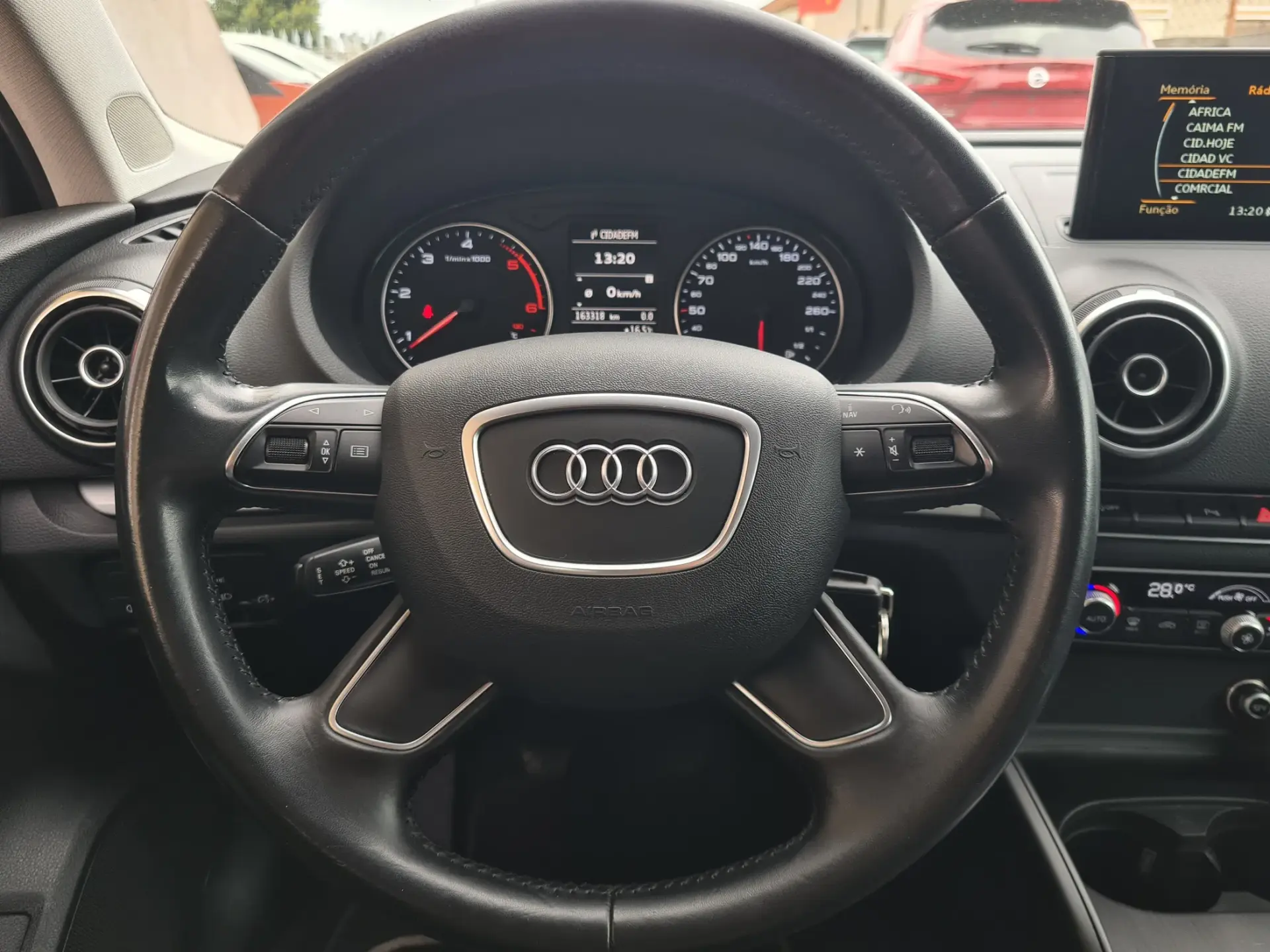 Audi A3 Limousine 1.6 TDI S-line 20