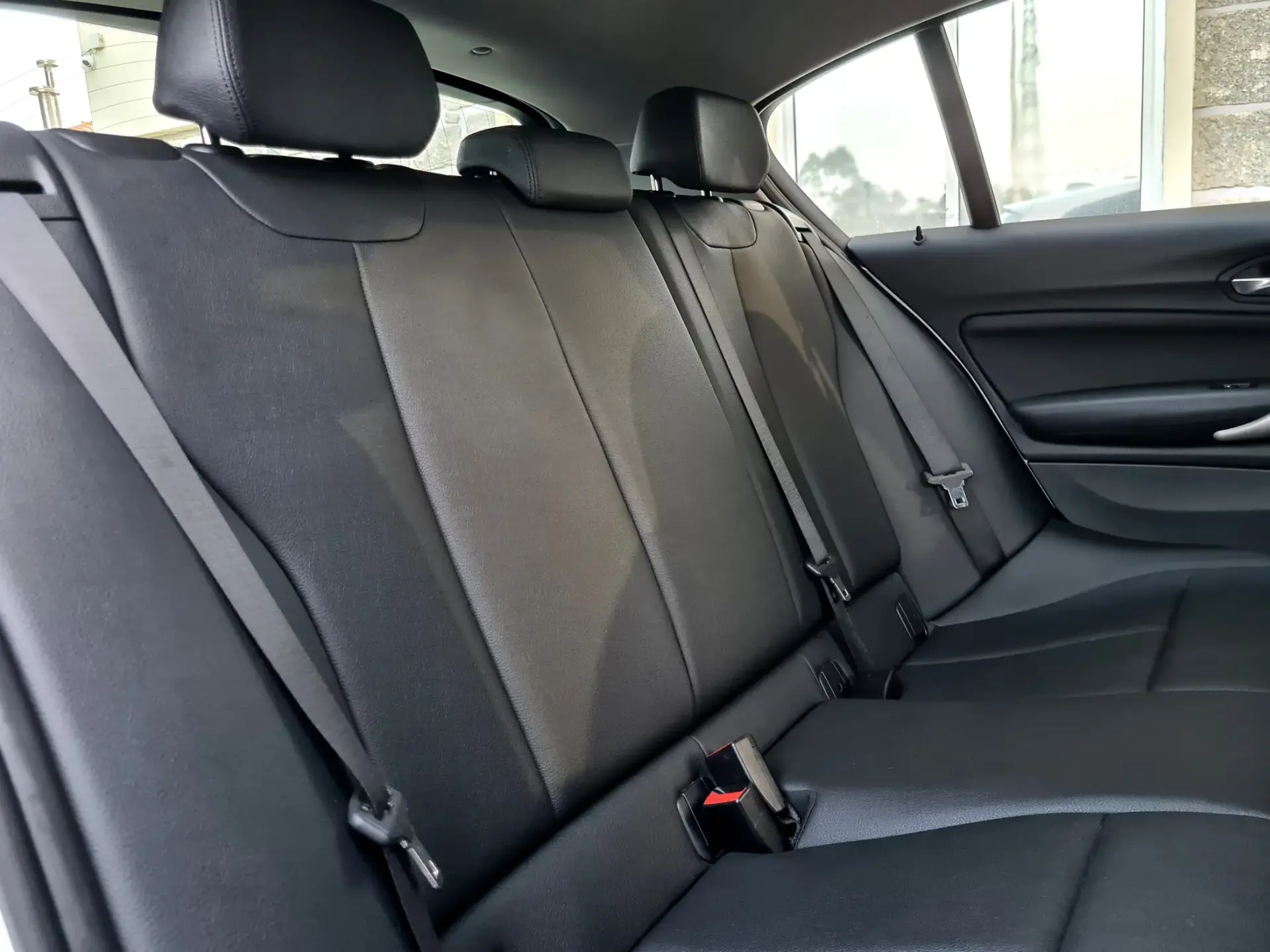 BMW 116 d EfficientDynamics 9