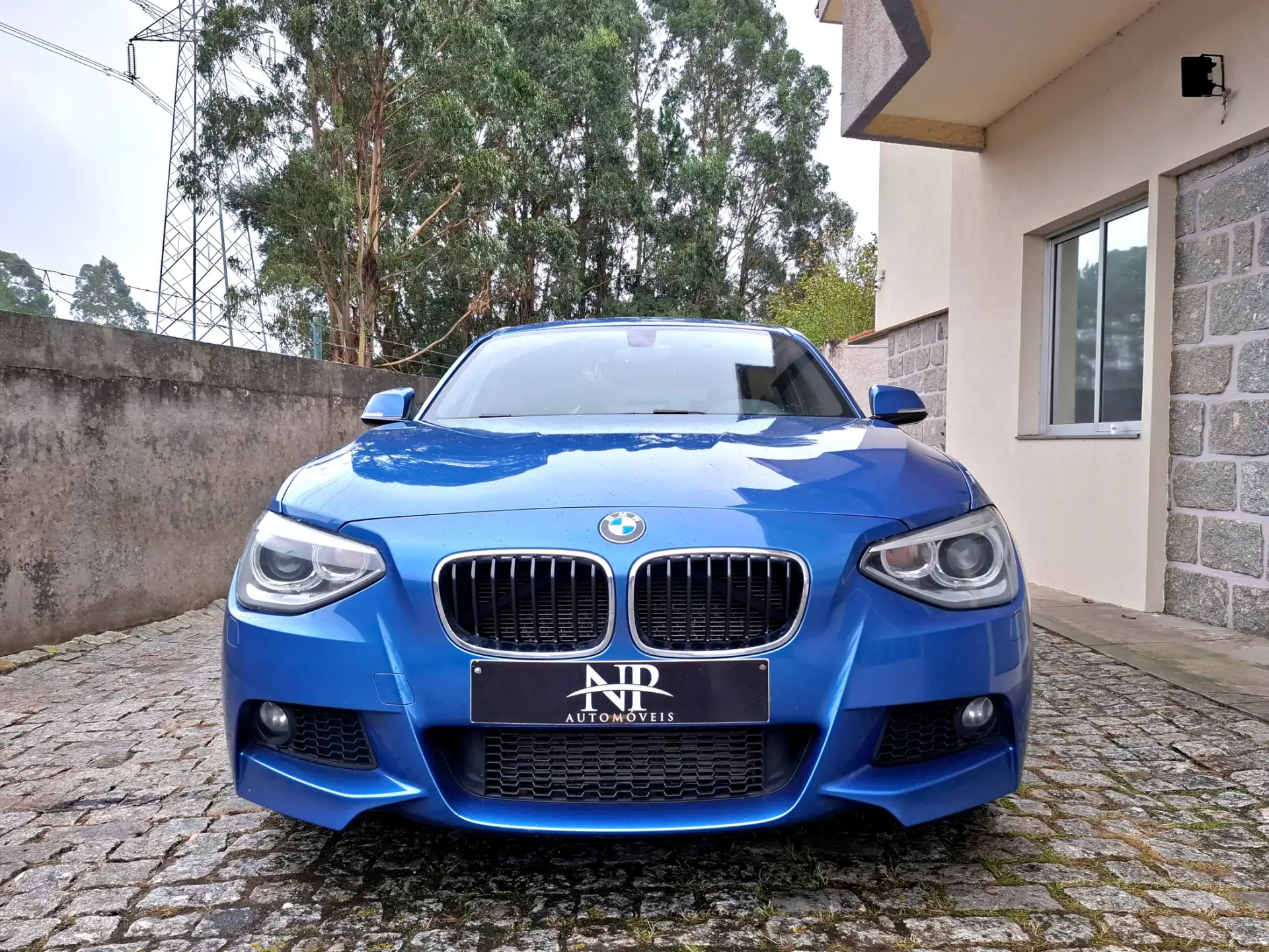 BMW 118 d Pack M 6