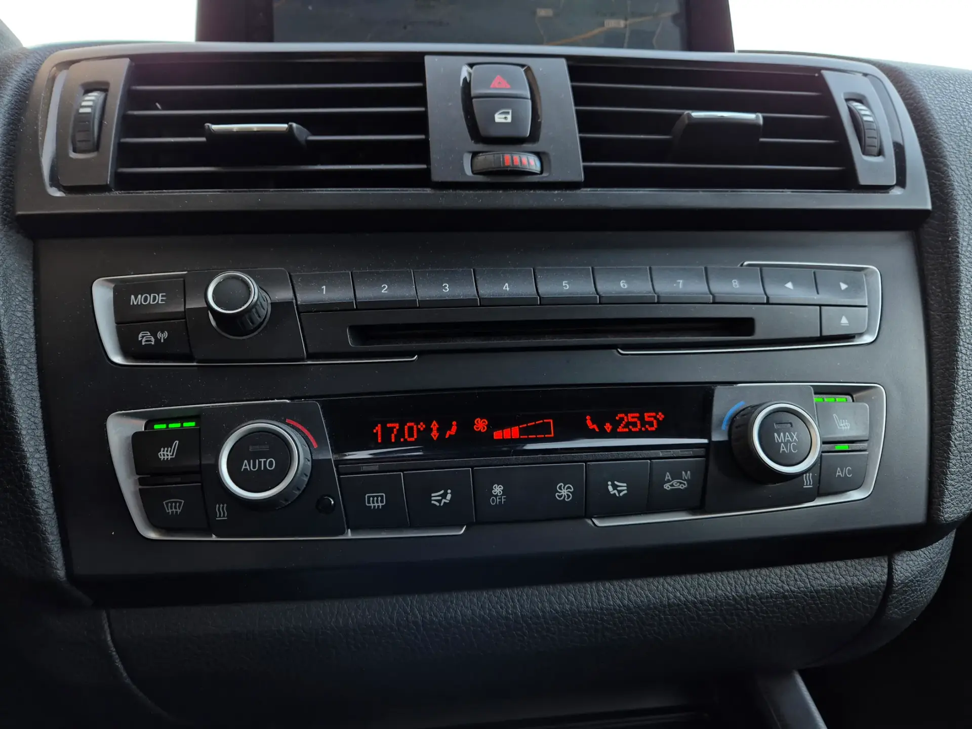 BMW 125 d Pack M 28