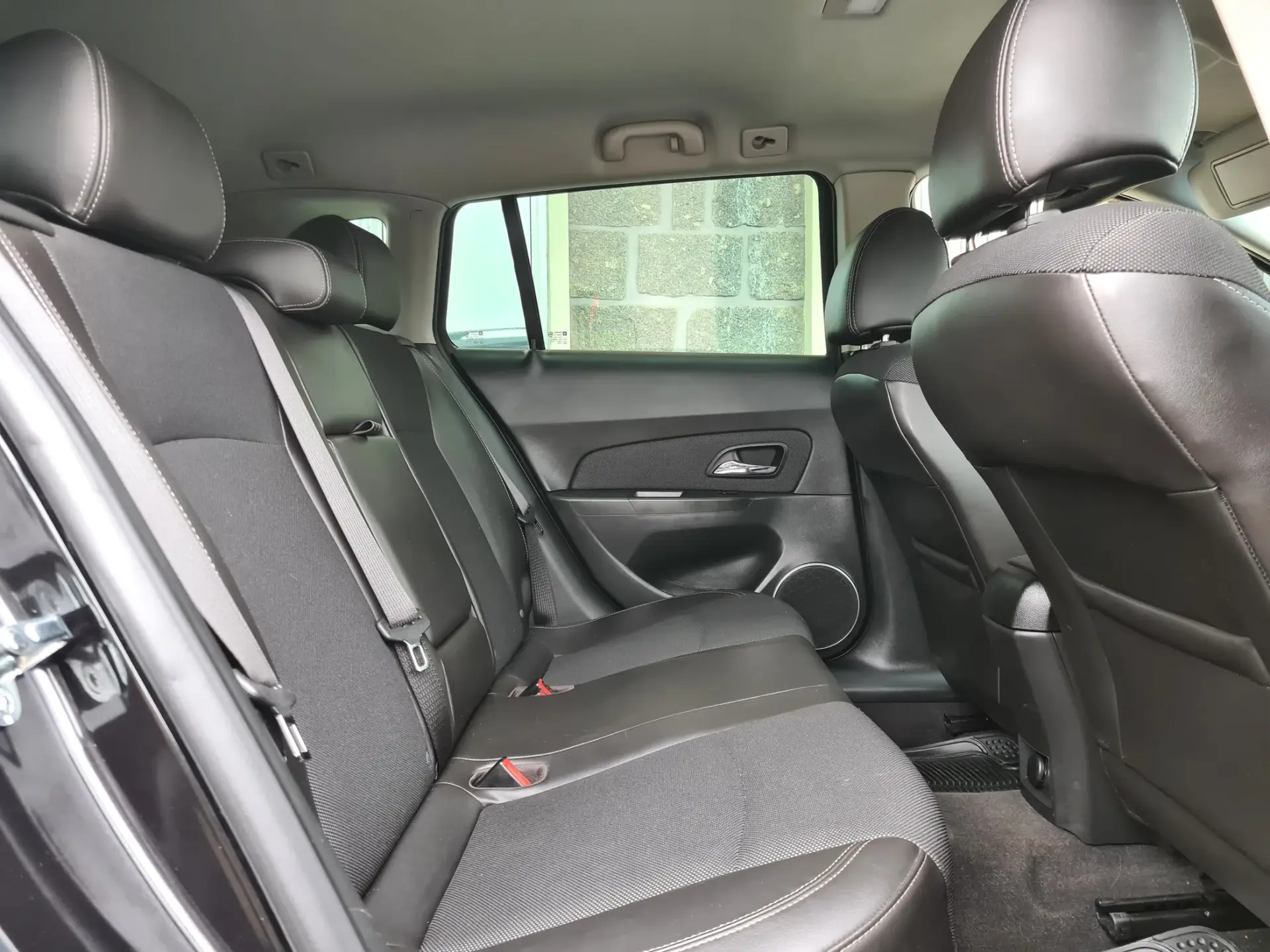 Chevrolet Cruze SW 1.7 VCDi LTZ 9