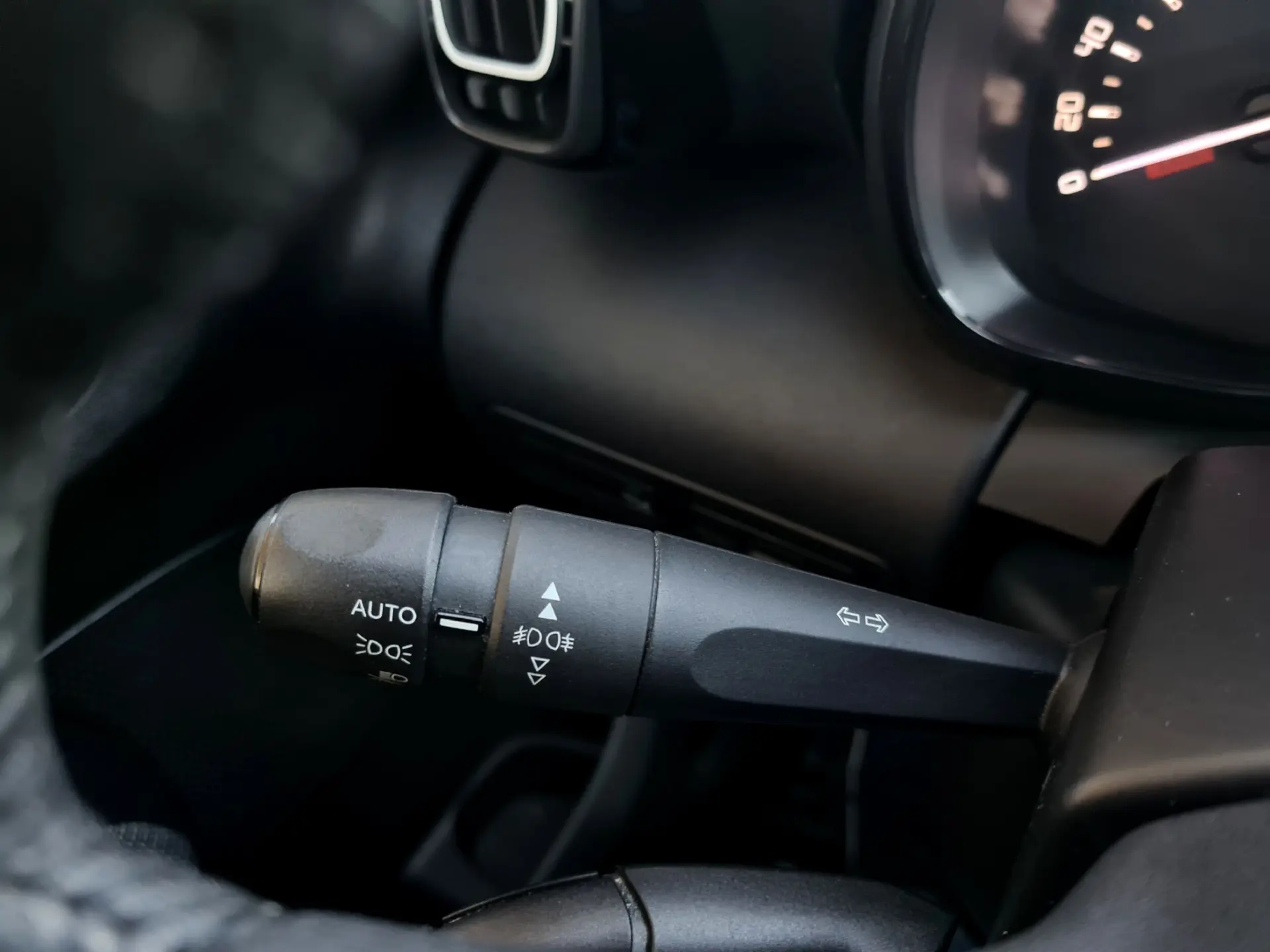 Citroen C3 Aircross BlueHDI 100 Stop & Start Feel 18