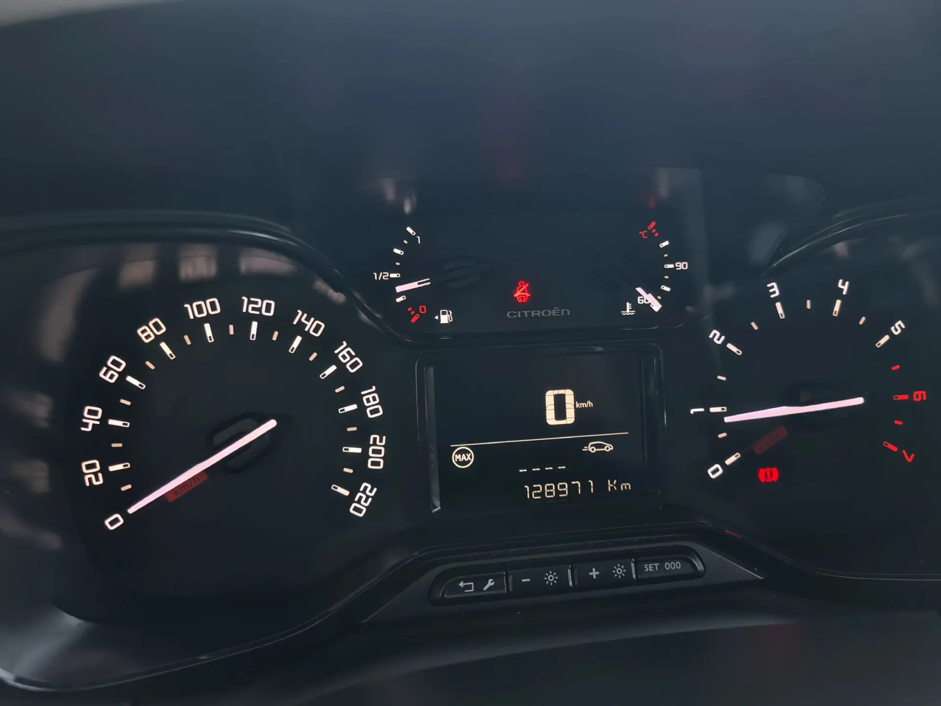 Citroen C3 Aircross BlueHDI 100 Stop & Start Feel 17