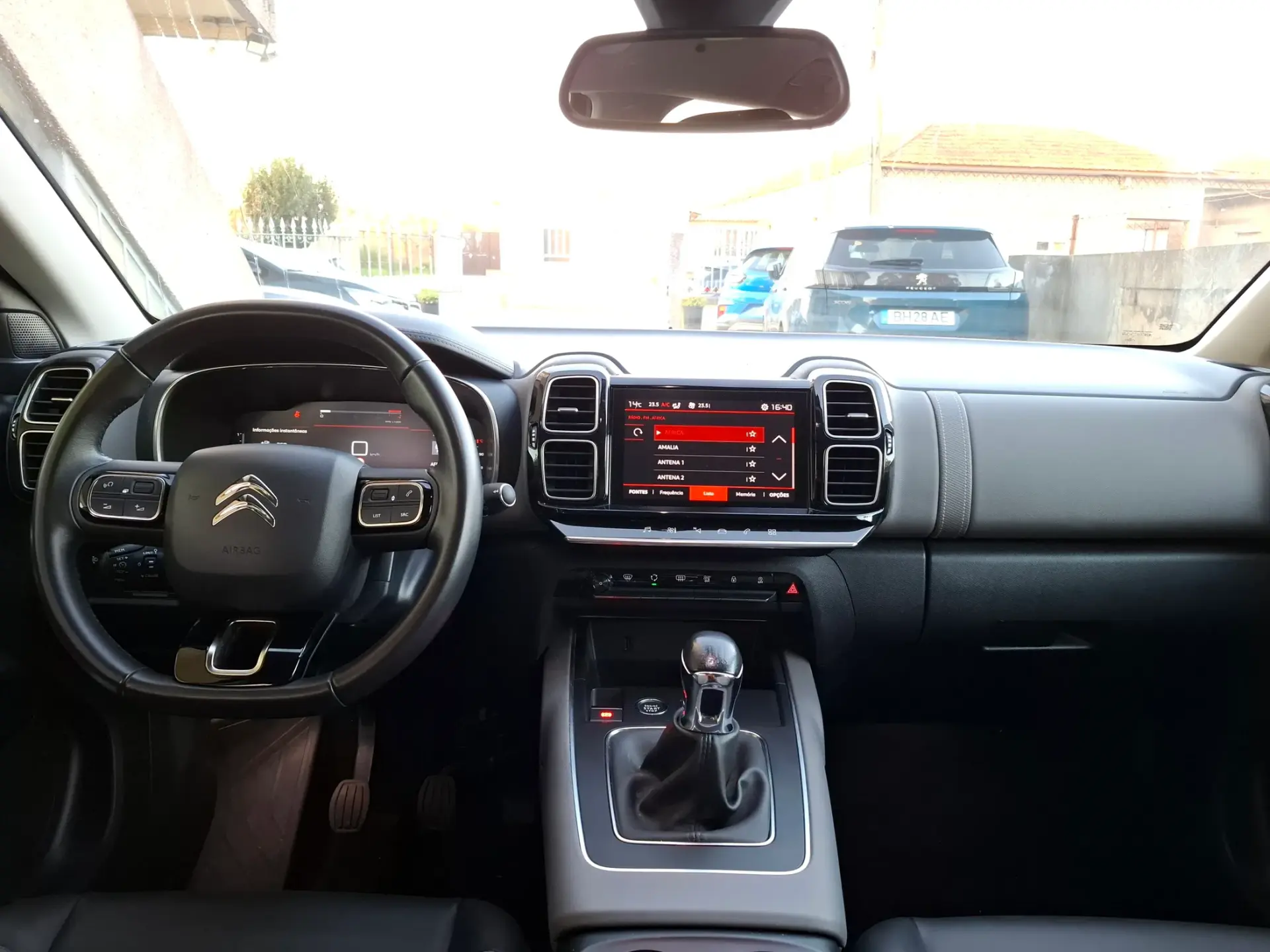 Citroen C5 Aircross 1.5 BlueHDi Shine 16