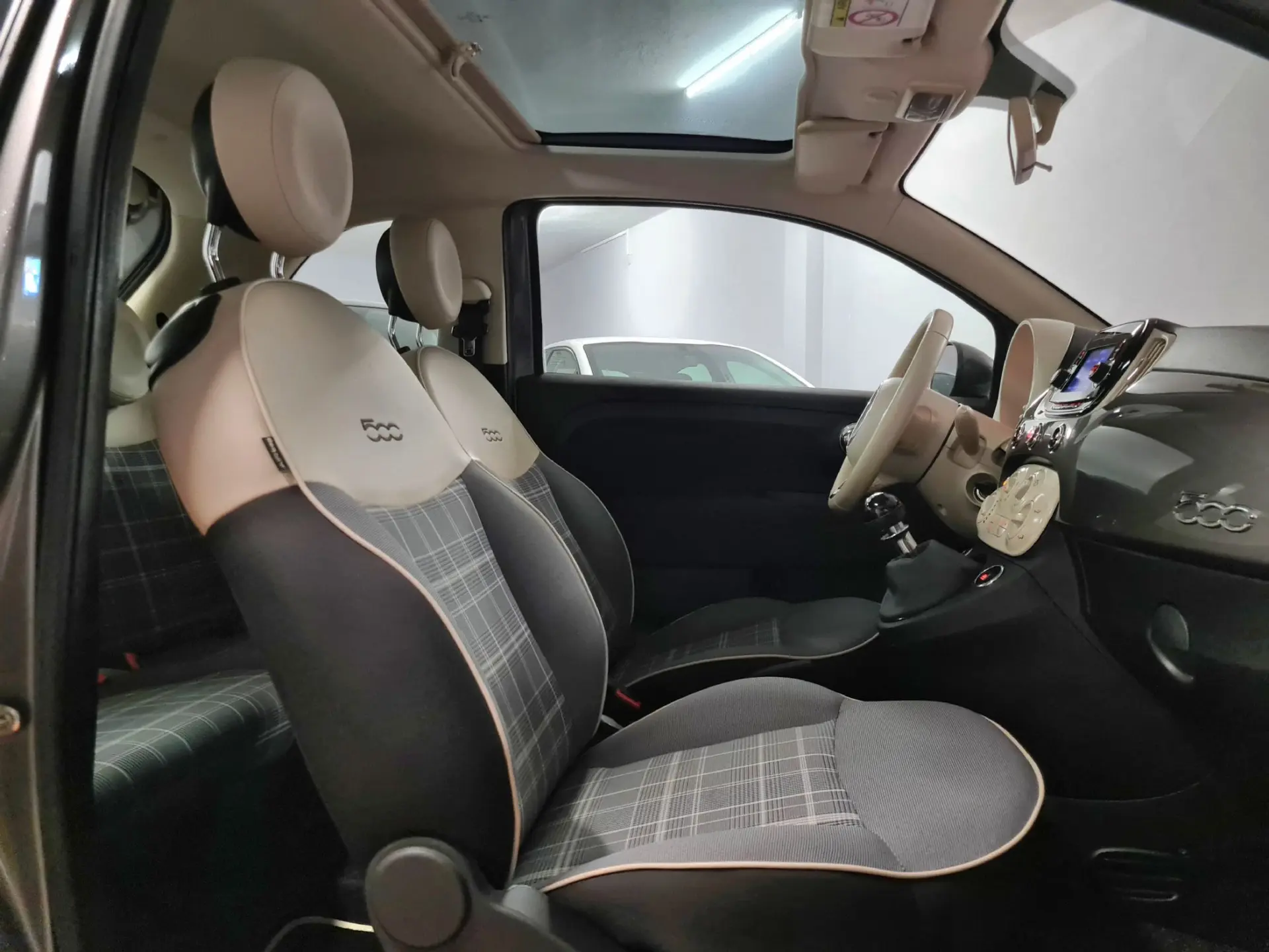 Fiat 500 1.2 Lounge 11