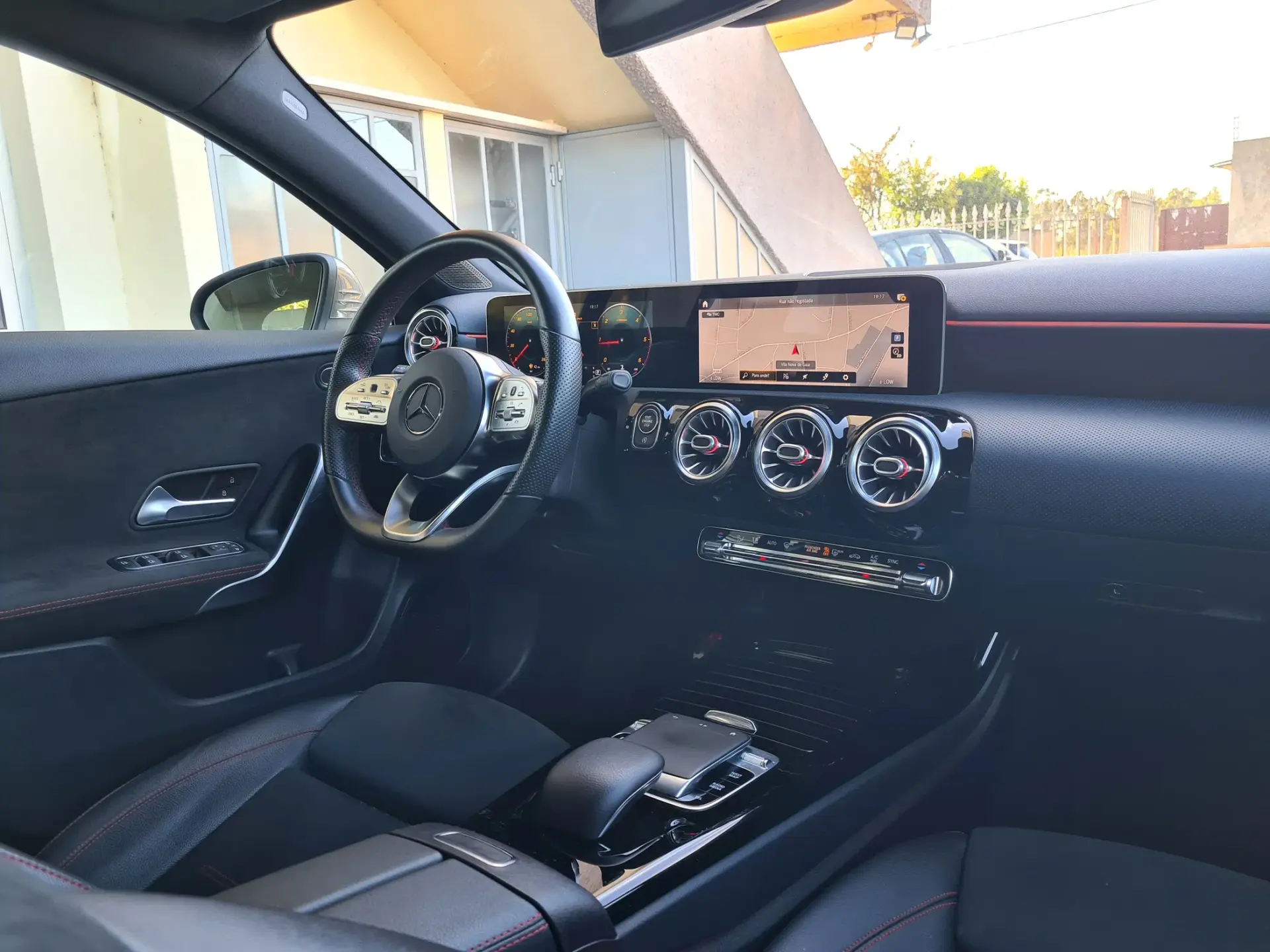 Mercedes-Benz A 180 d AMG Line Aut. 15