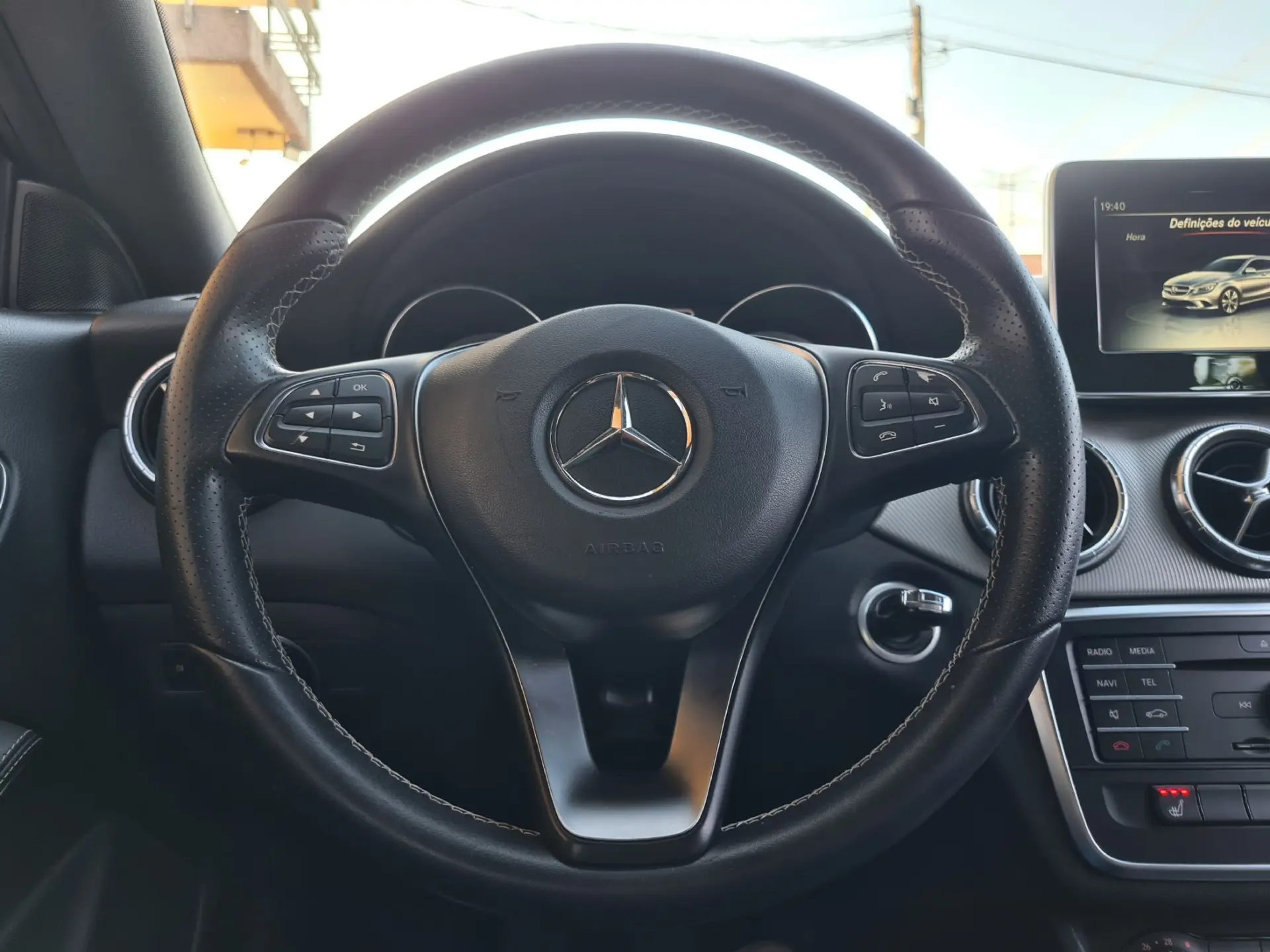 Mercedes-Benz CLA 180 d Shooting Brake 23