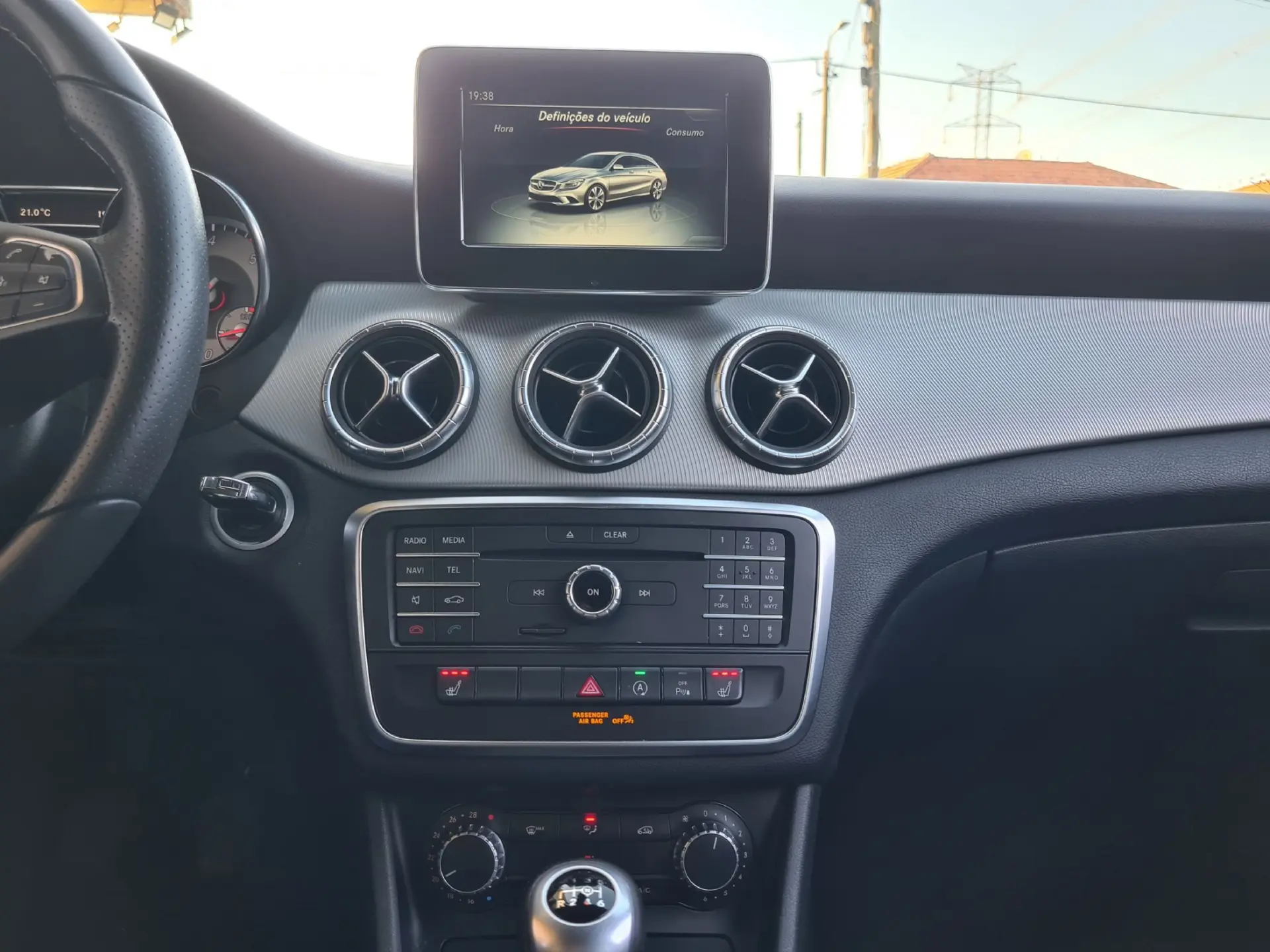 Mercedes-Benz CLA 180 d Shooting Brake 26