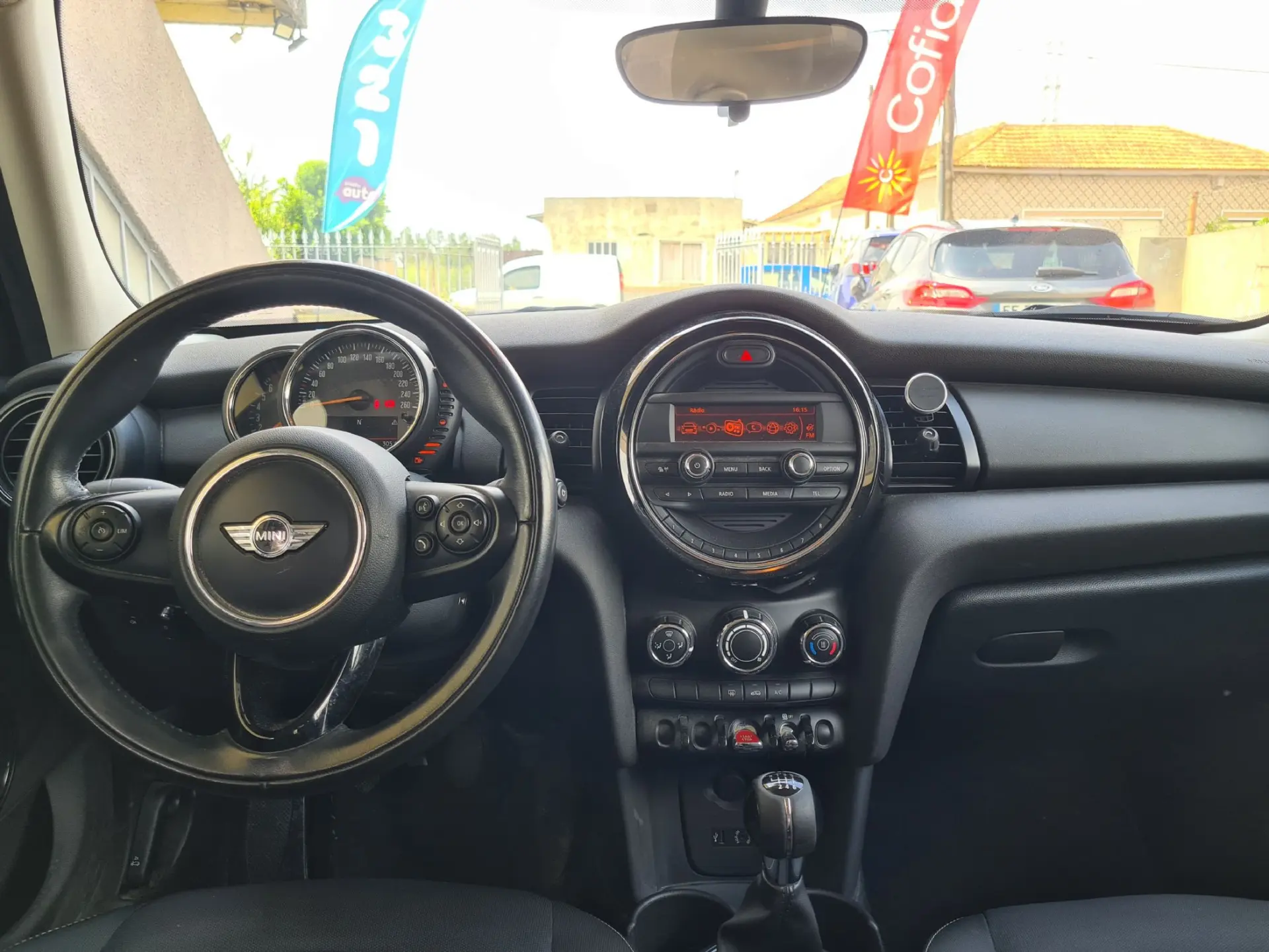 MINI 5 Portas One Standard 14
