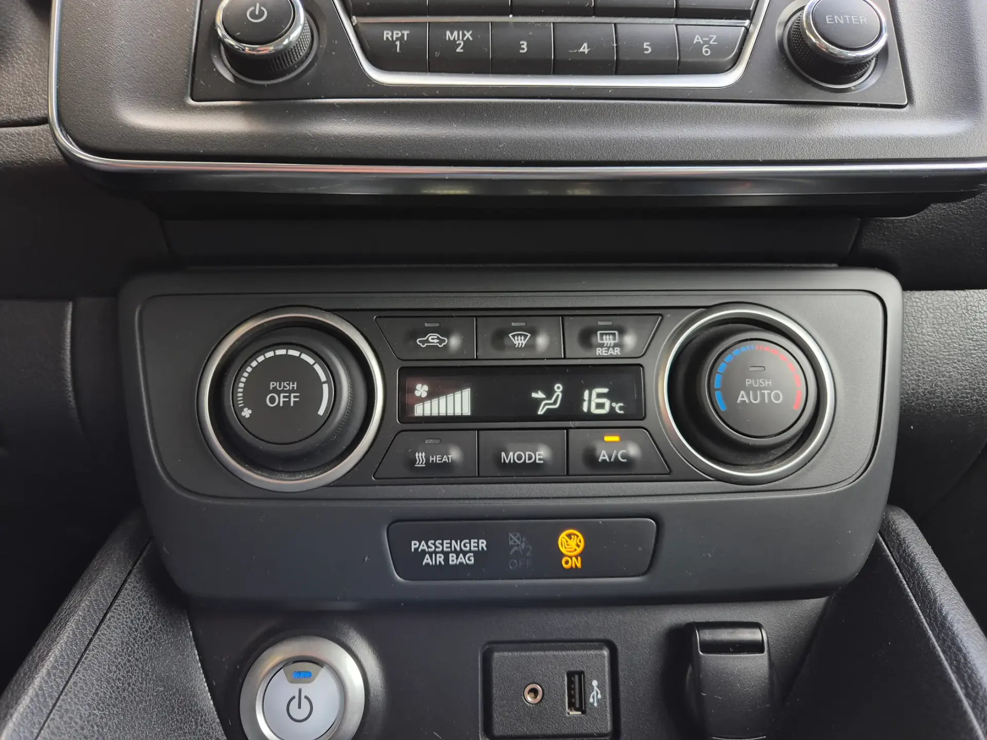 Nissan Leaf 40 kWh ACENTA 24