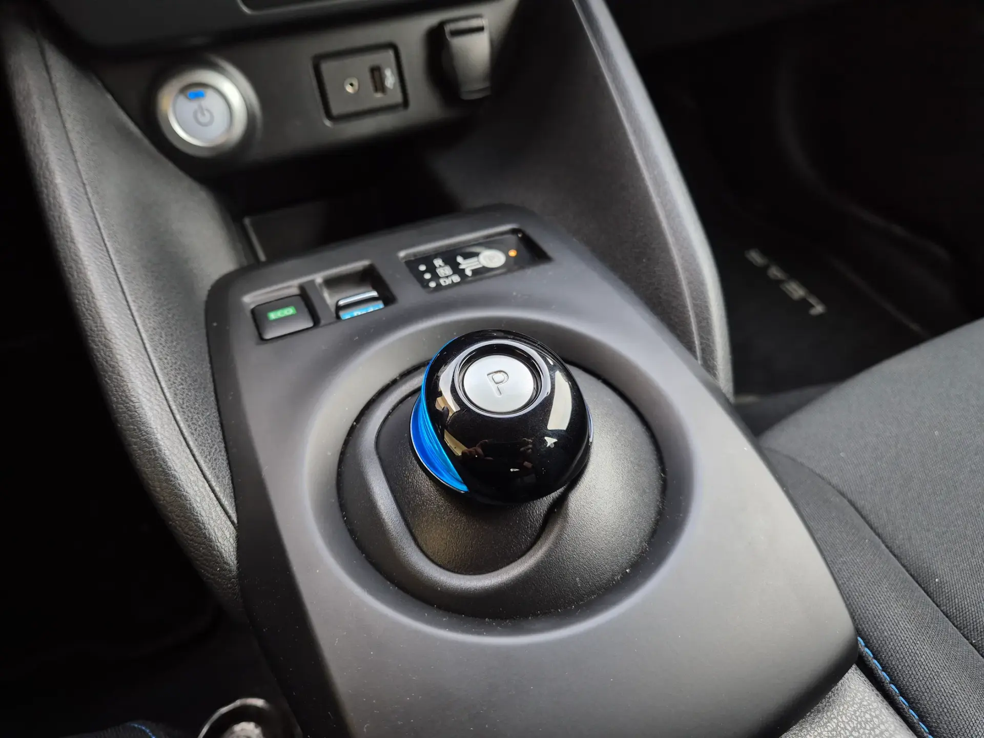 Nissan Leaf 40 kWh ACENTA 25