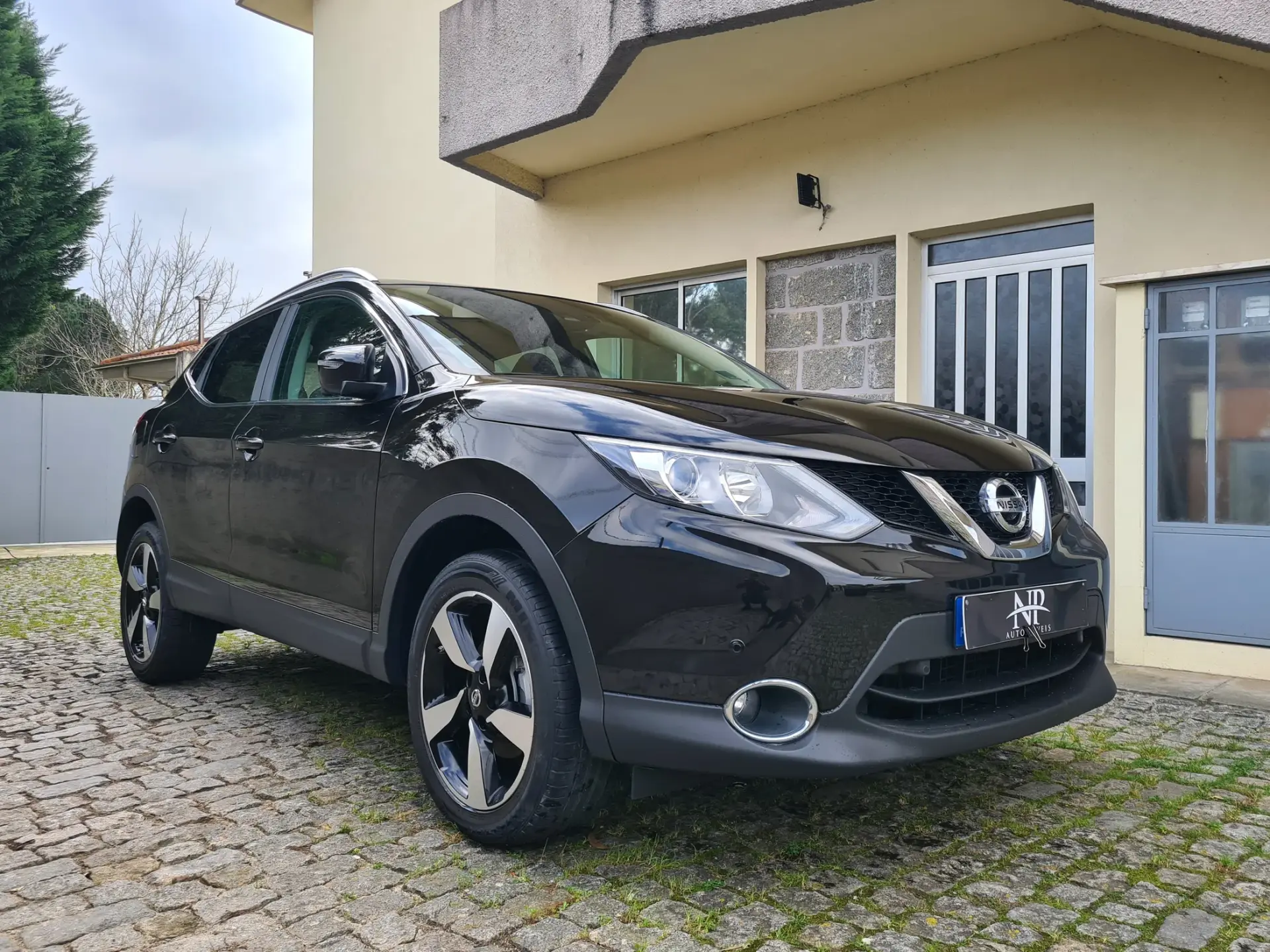 Nissan Qashqai 1.5 dCi 360 5