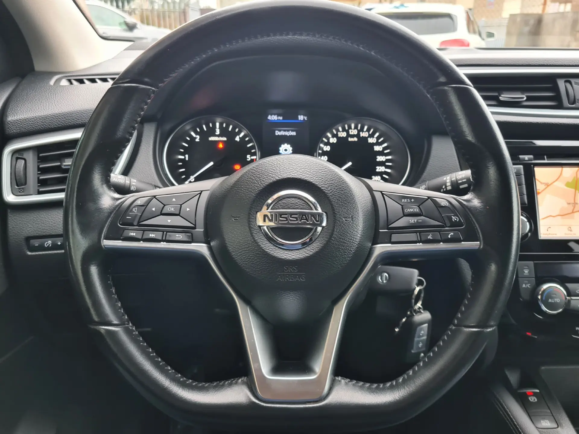 Nissan Qashqai 1.5 dCi N-Connecta 15