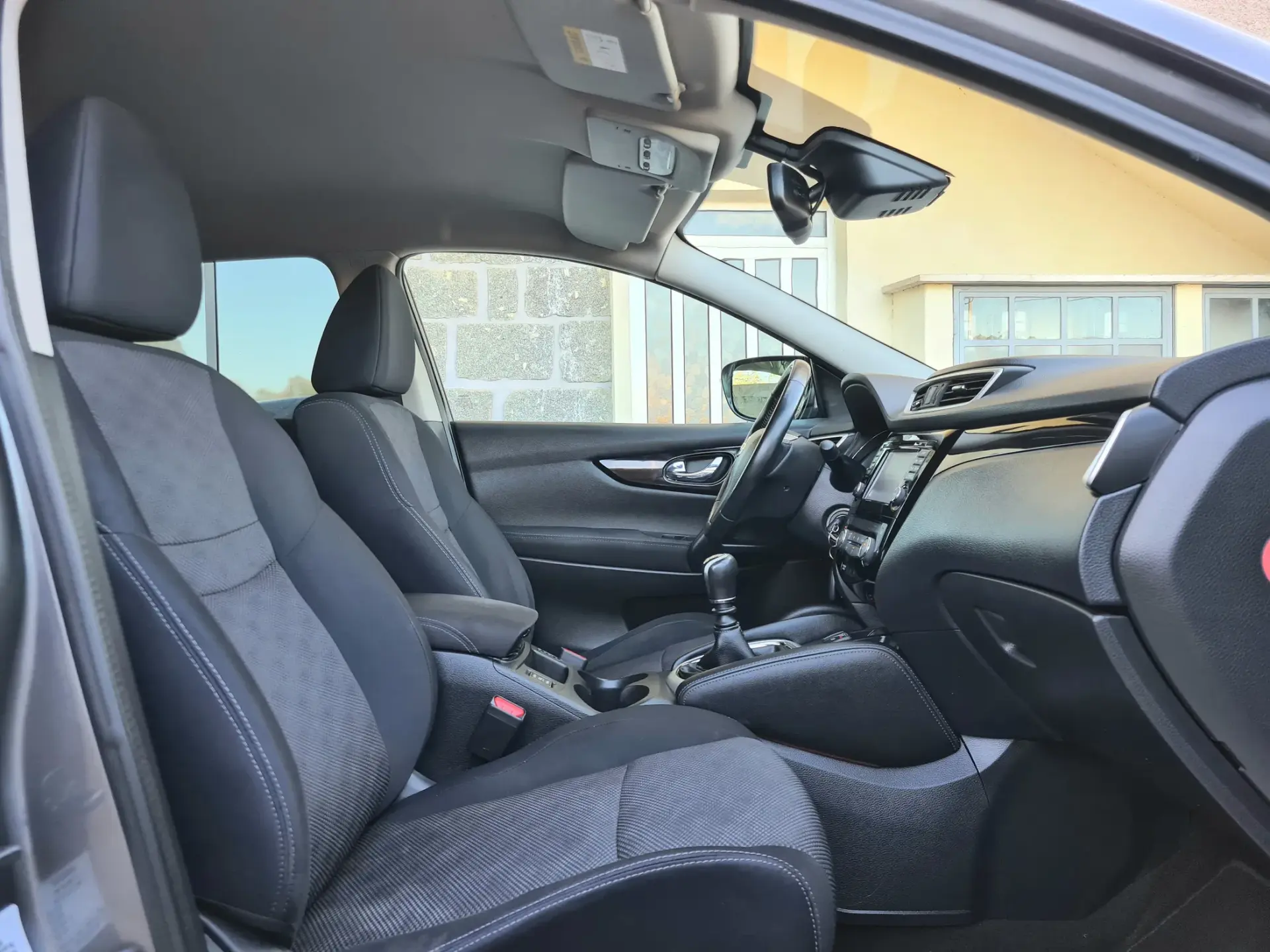 Nissan Qashqai 1.5 dCi Acenta Connect 9