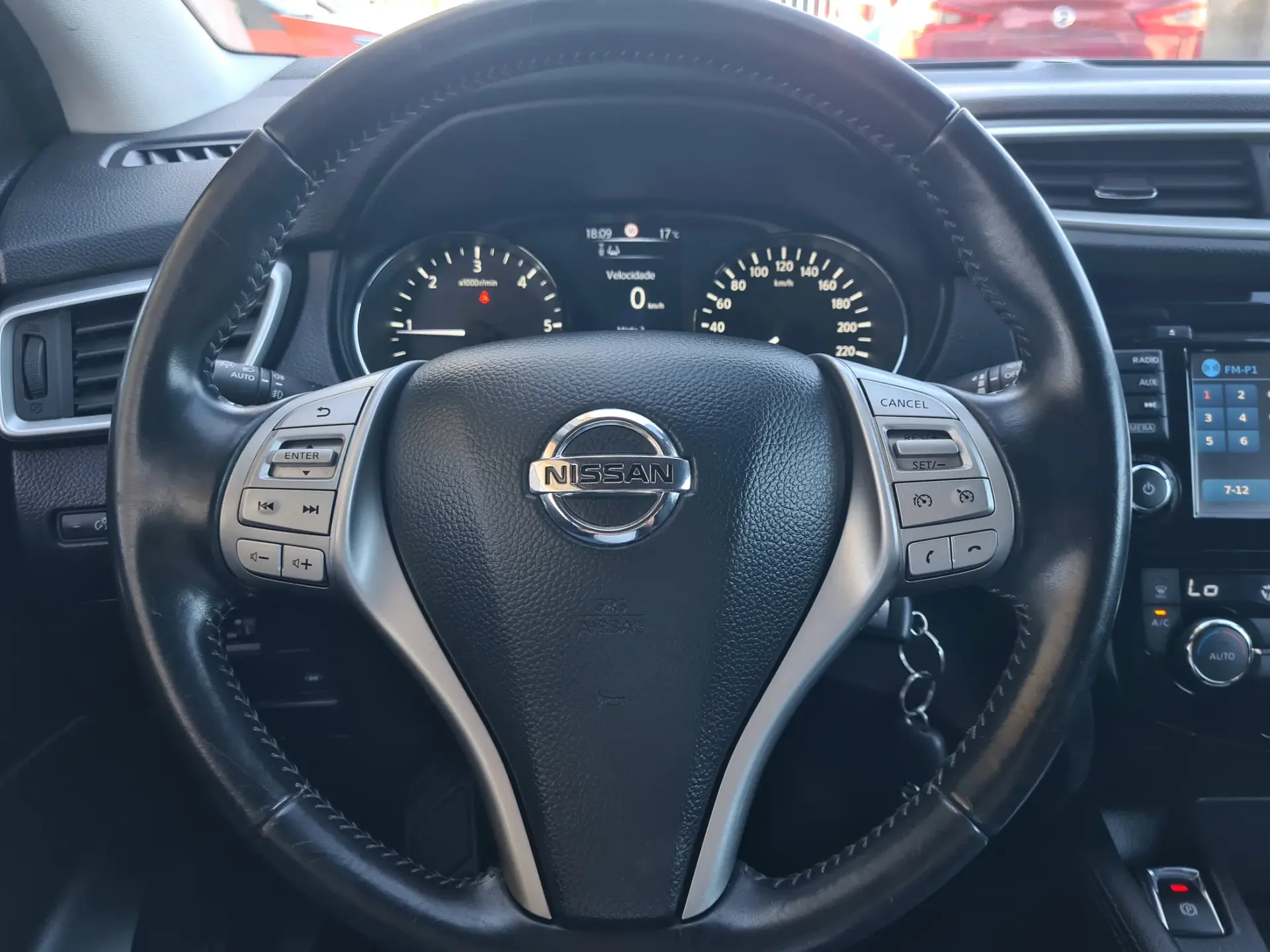 Nissan Qashqai 1.5 dCi Acenta Connect 17
