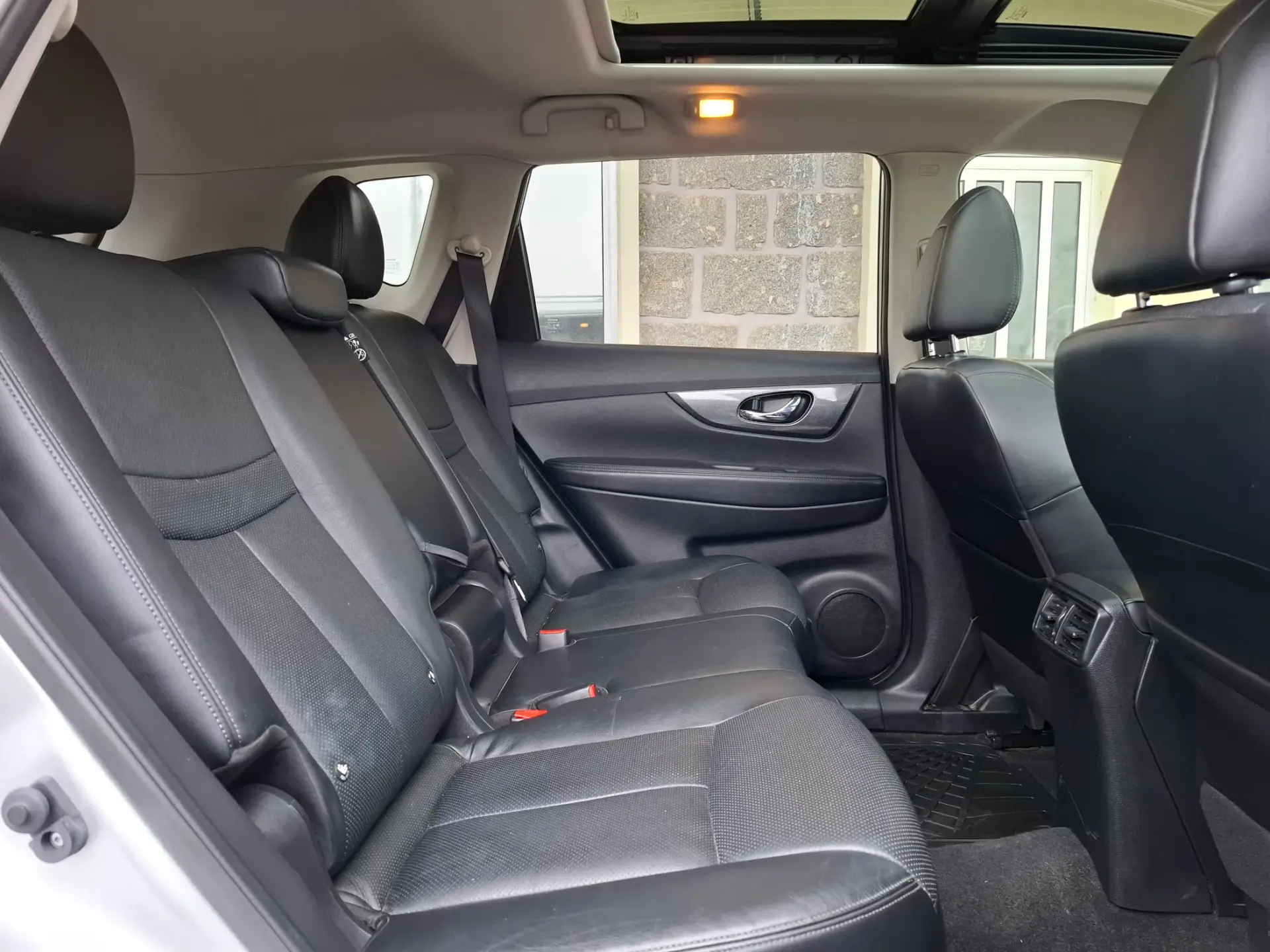 Nissan X-Trail 1.6 dCi Xtronic Tekna 13