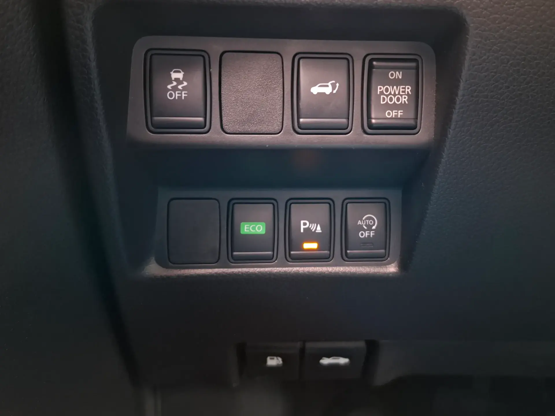 Nissan X-Trail 1.6 dCi Xtronic Tekna 37