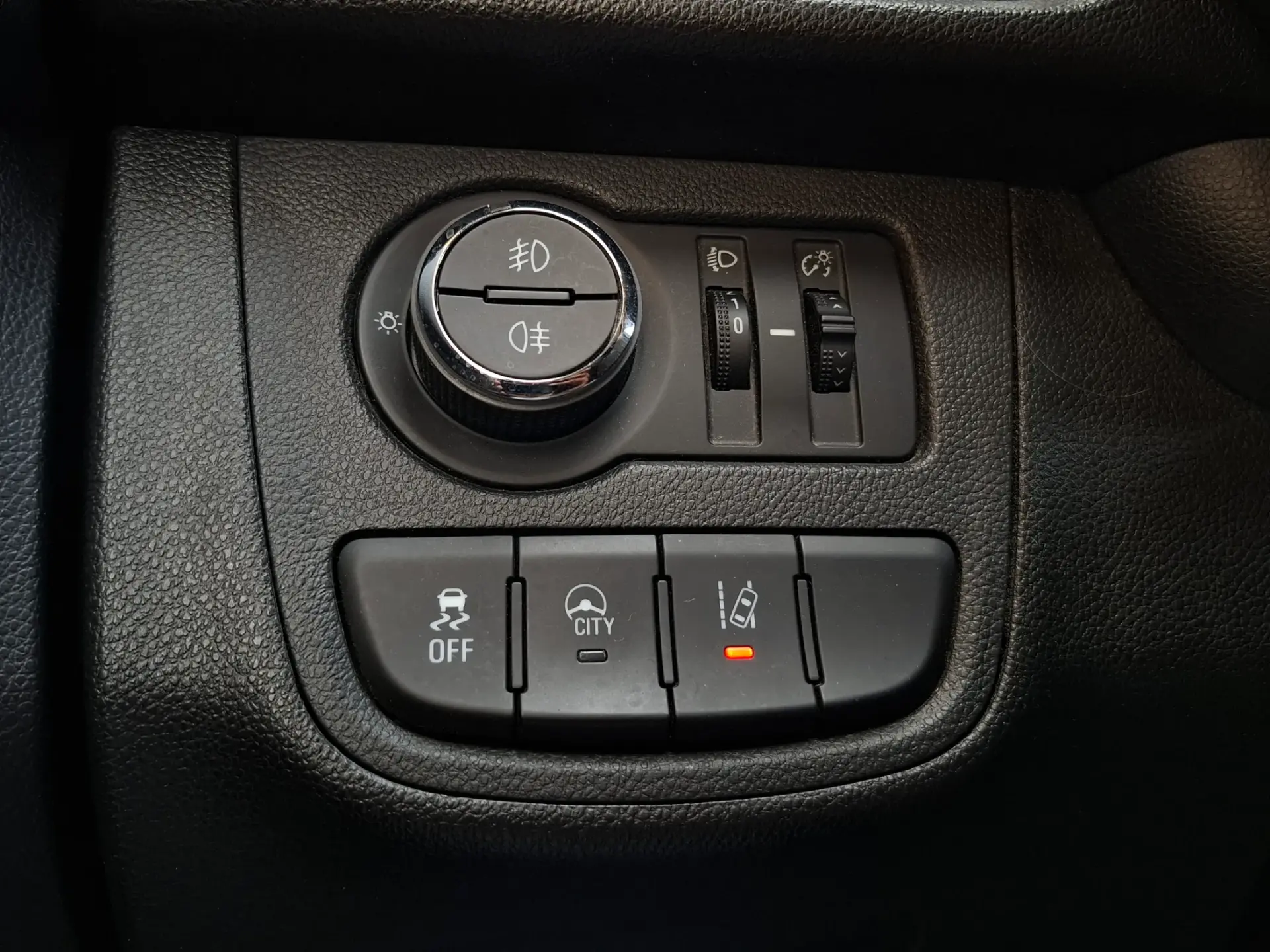 Opel Karl 1.0 25