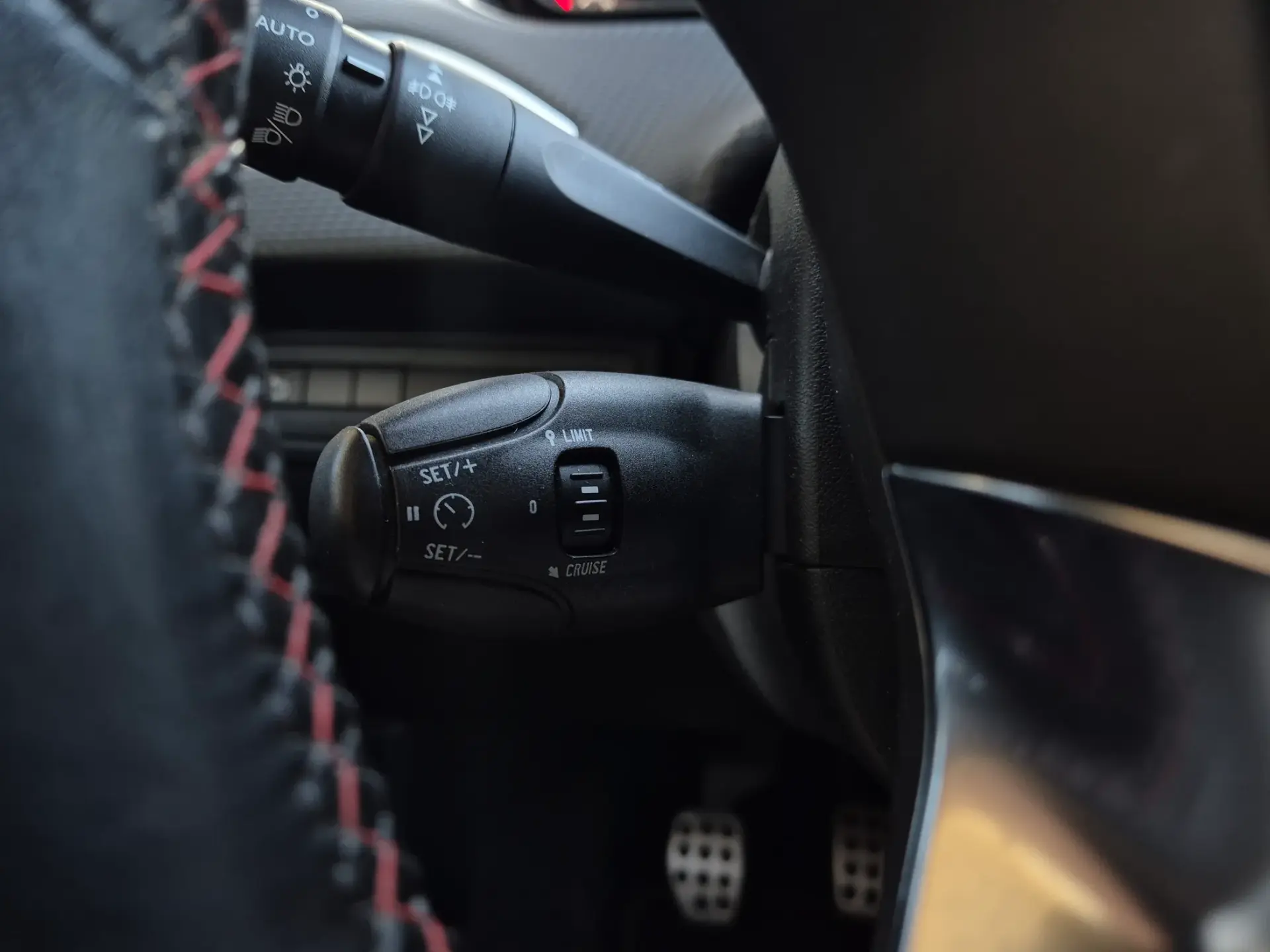 Peugeot 2008 Outro 23