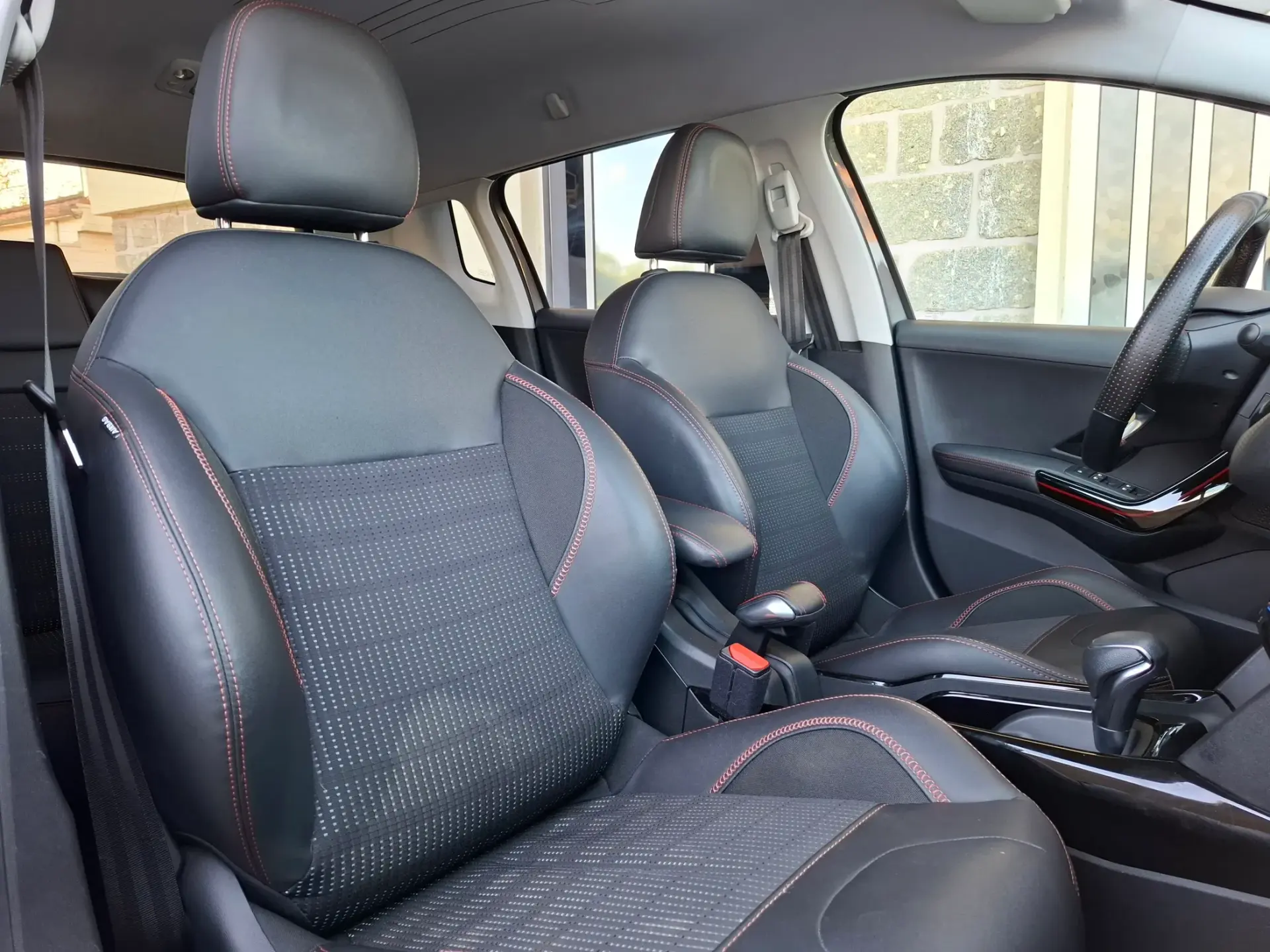 Peugeot 2008 1.5 BlueHDi GT Line EAT6 11