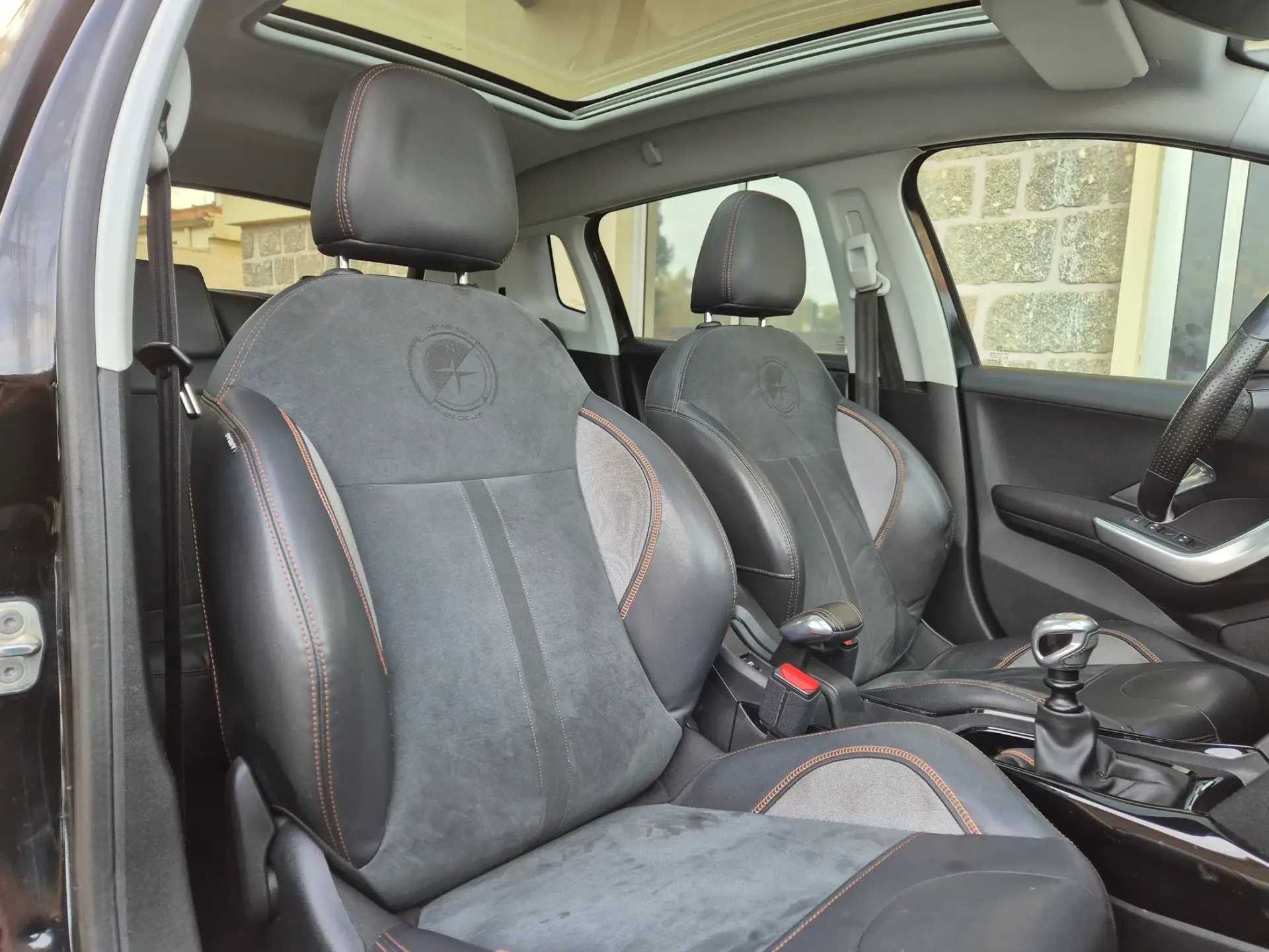 Peugeot 2008 1.6 BlueHDi Crossway 11