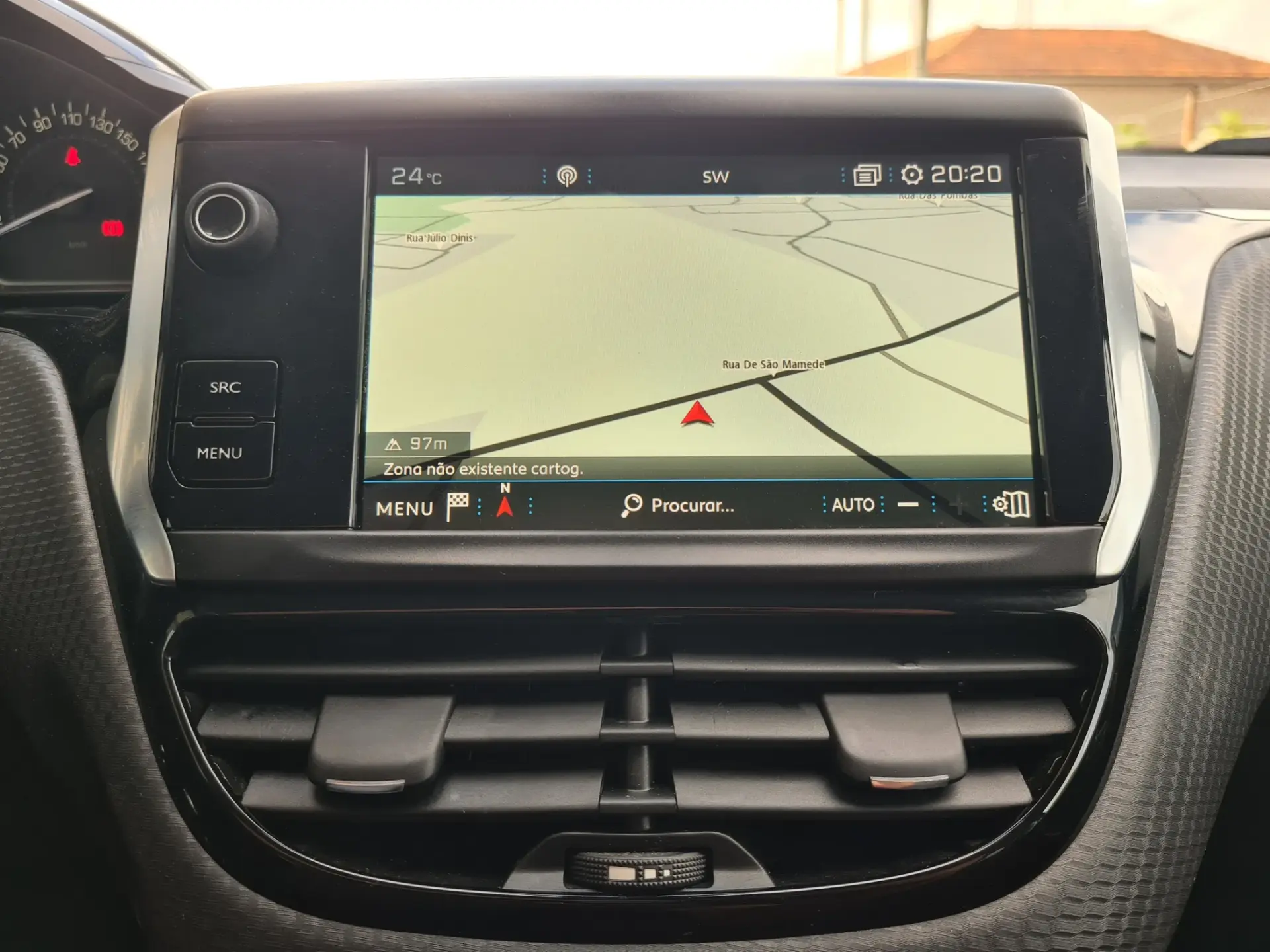 Peugeot 2008 1.5 BlueHDi Signature 23