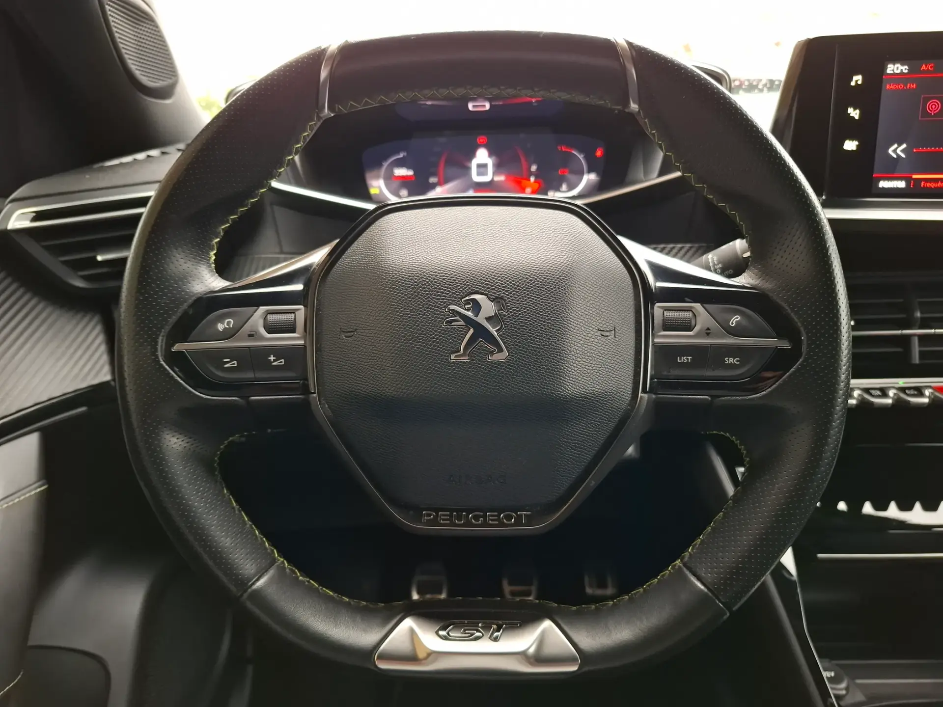 Peugeot 2008 1.2 PureTech GT Line 19