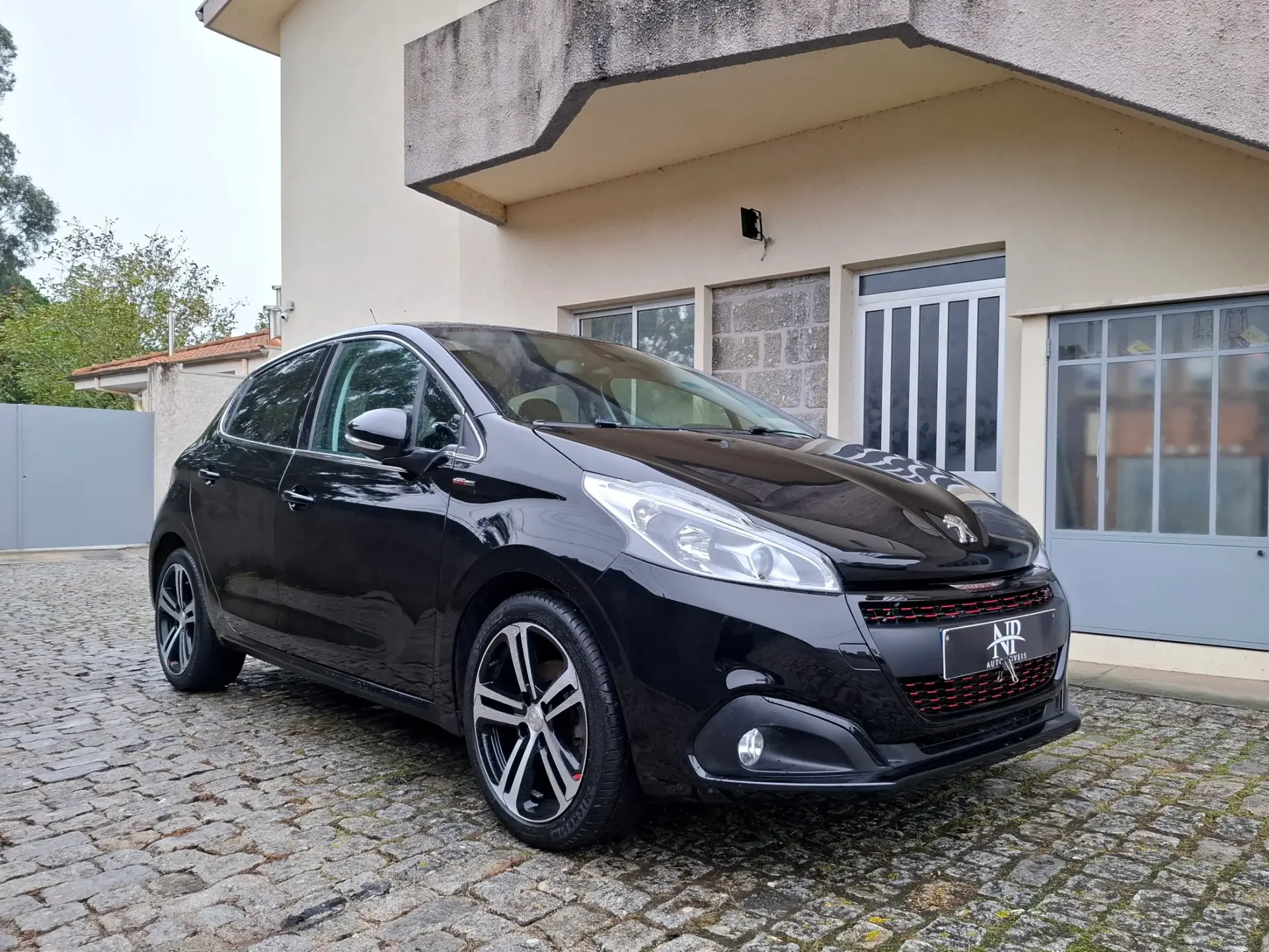 Peugeot 208 1.2 PureTech GT Line 5