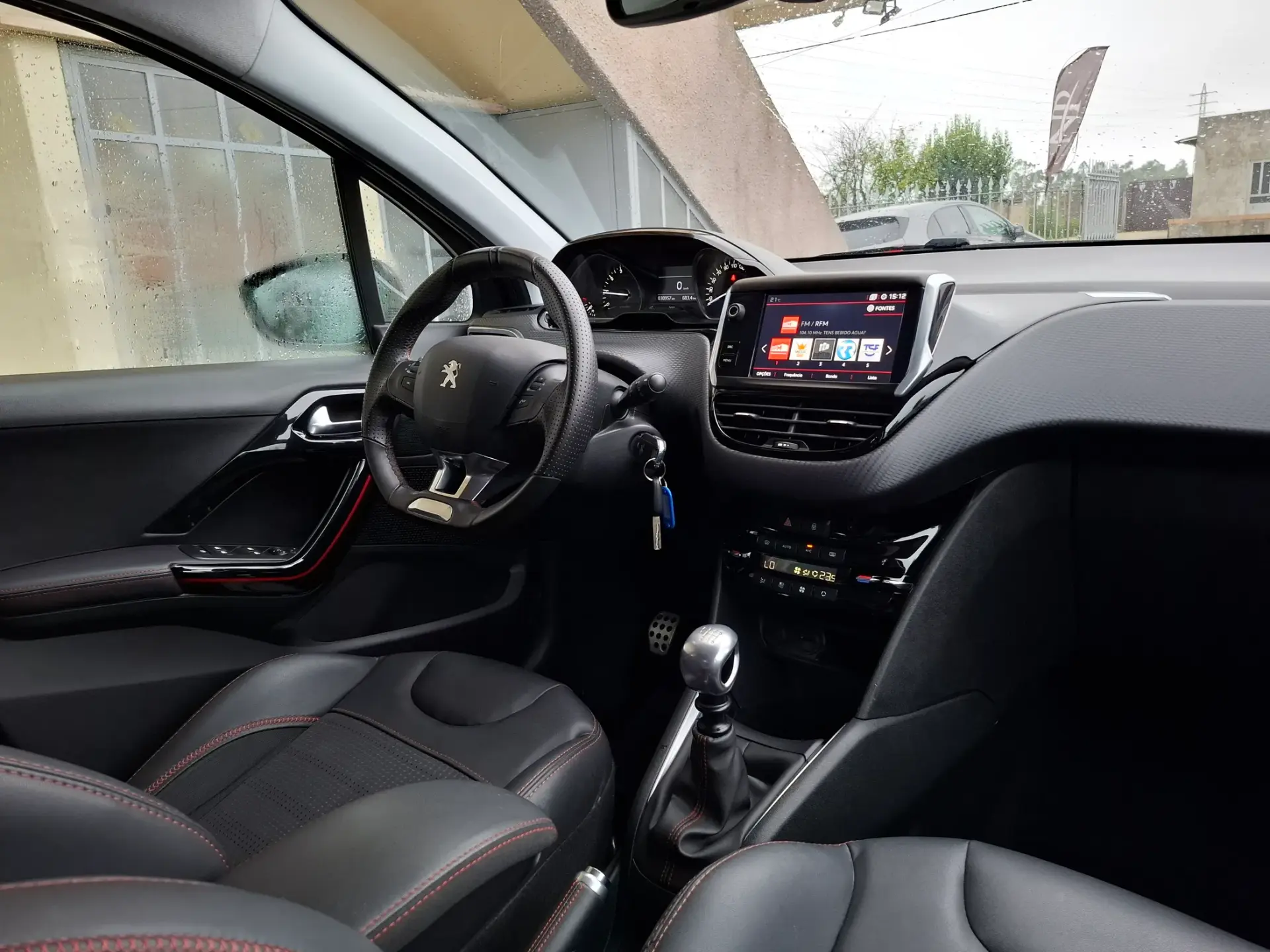 Peugeot 208 1.2 PureTech GT Line 18
