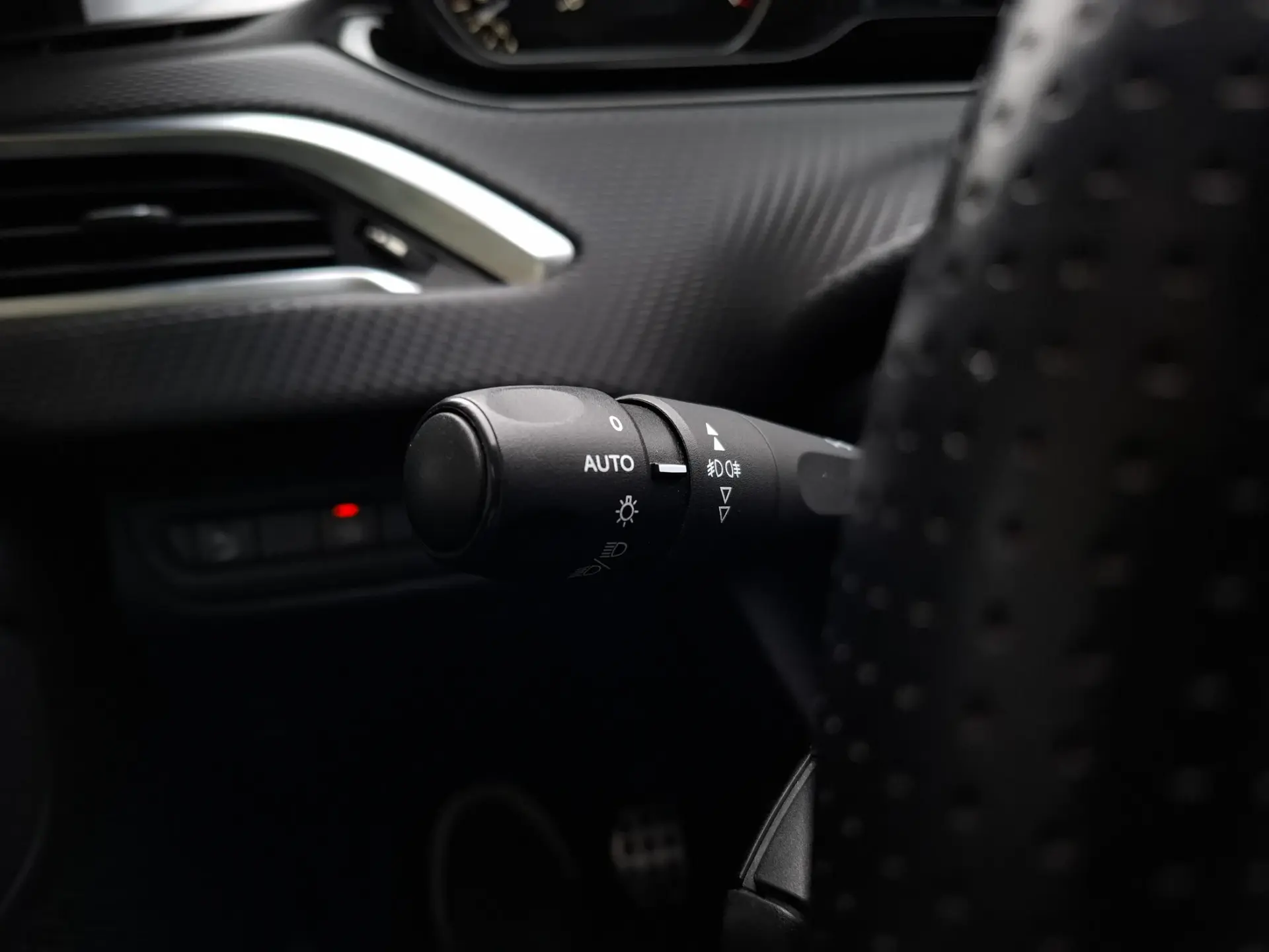 Peugeot 208 1.2 PureTech GT Line 21