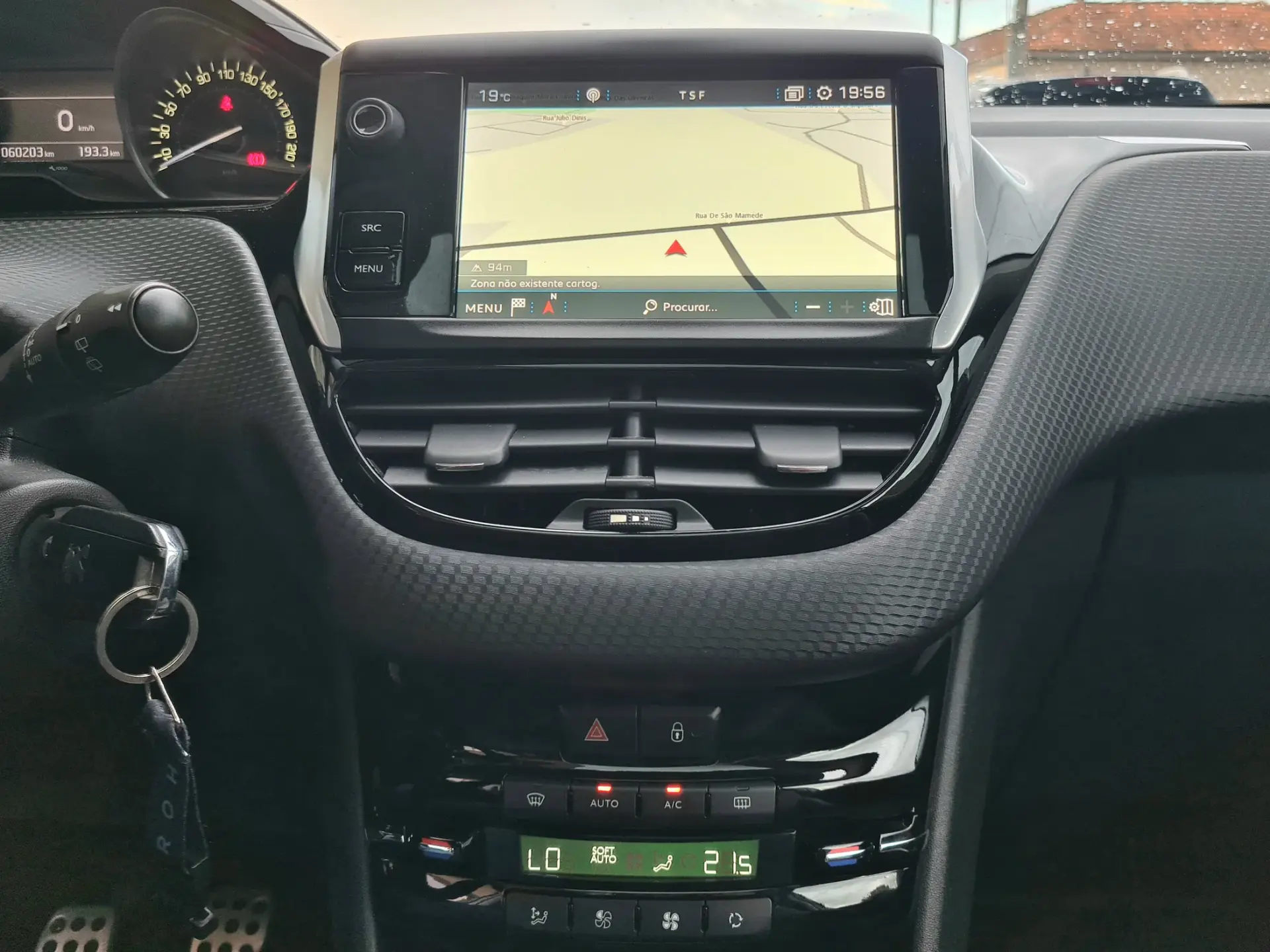 Peugeot 208 1.2 PureTech GT Line 23
