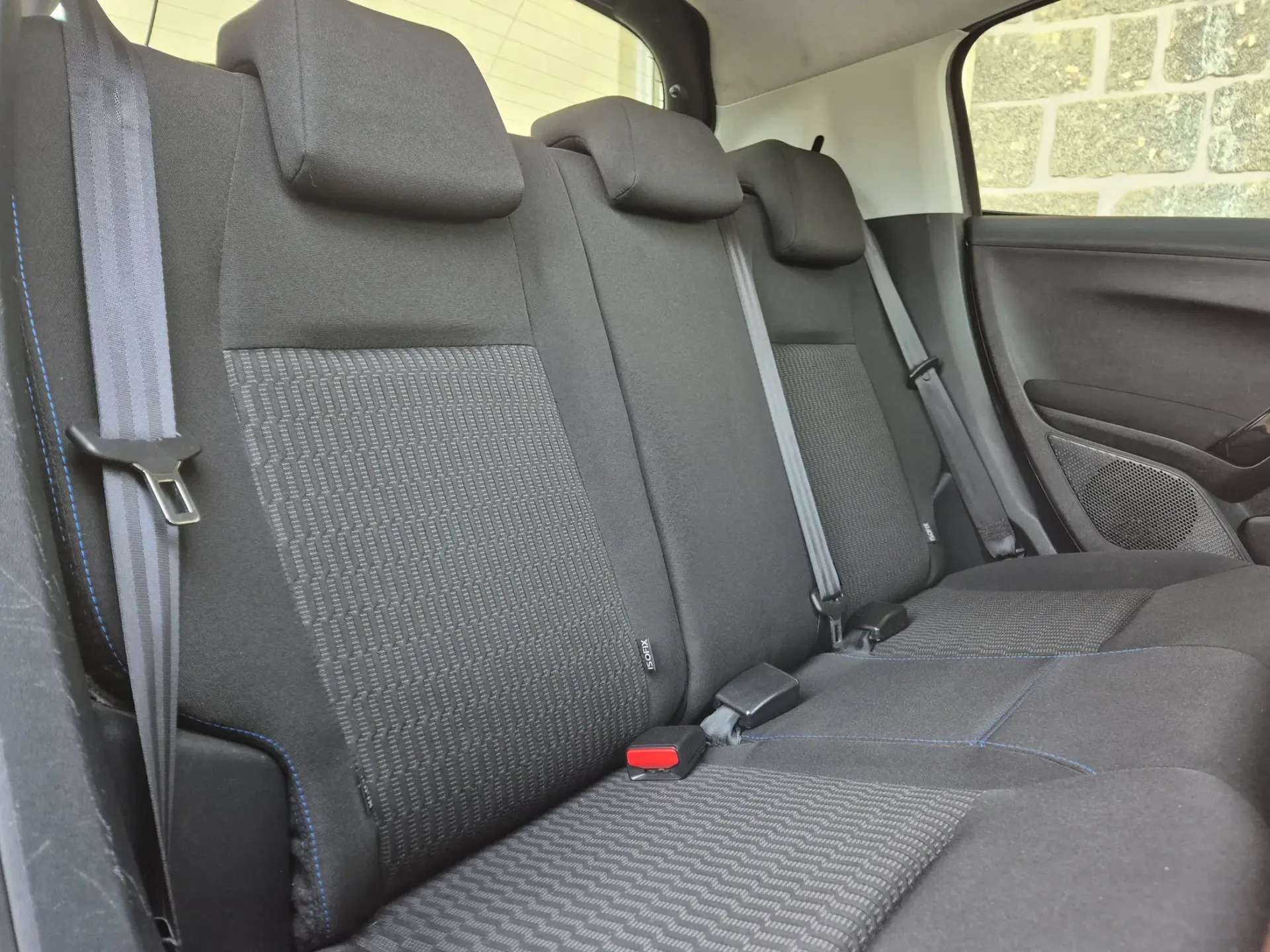 Peugeot 208 1.6 BlueHDi Style 7