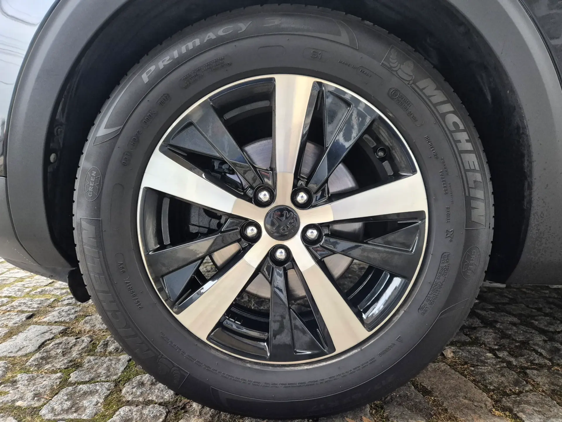 Peugeot 3008 1.5 BlueHDi Allure EAT8 7