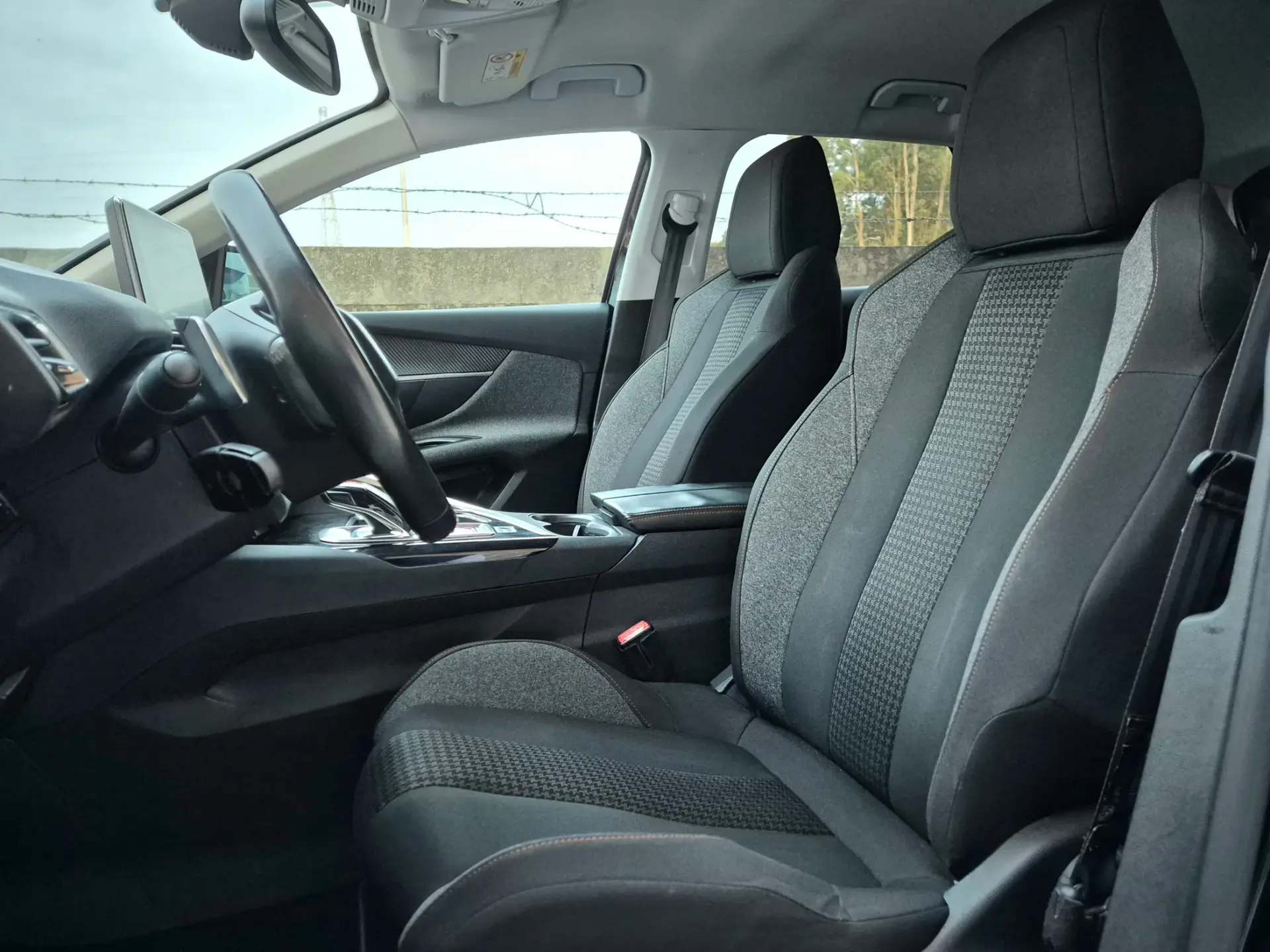 Peugeot 3008 1.5 BlueHDi Allure EAT8 13