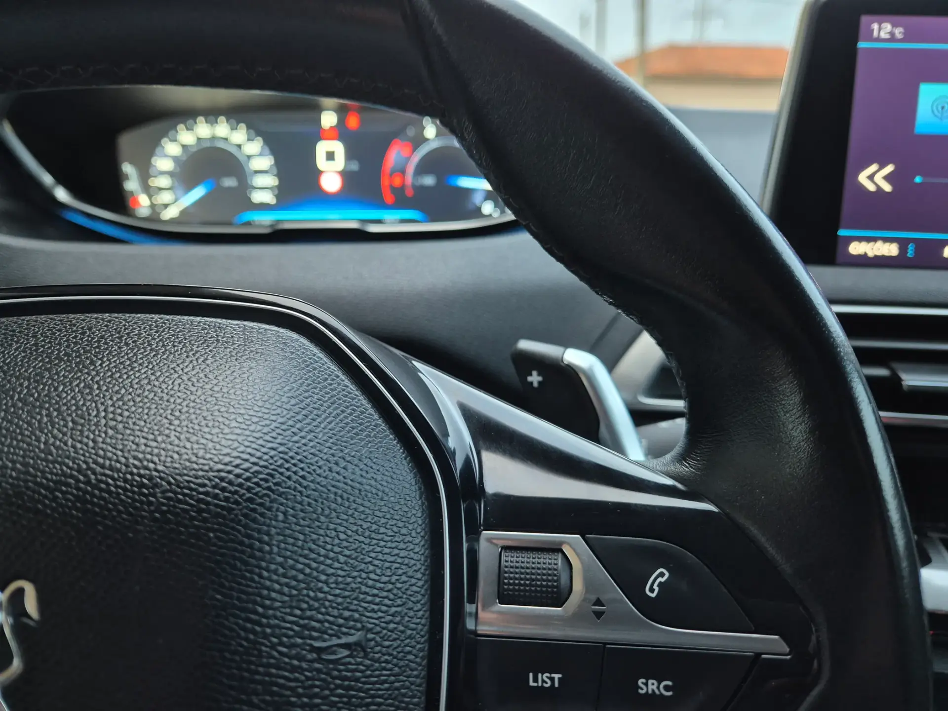 Peugeot 3008 1.5 BlueHDi Allure EAT8 19