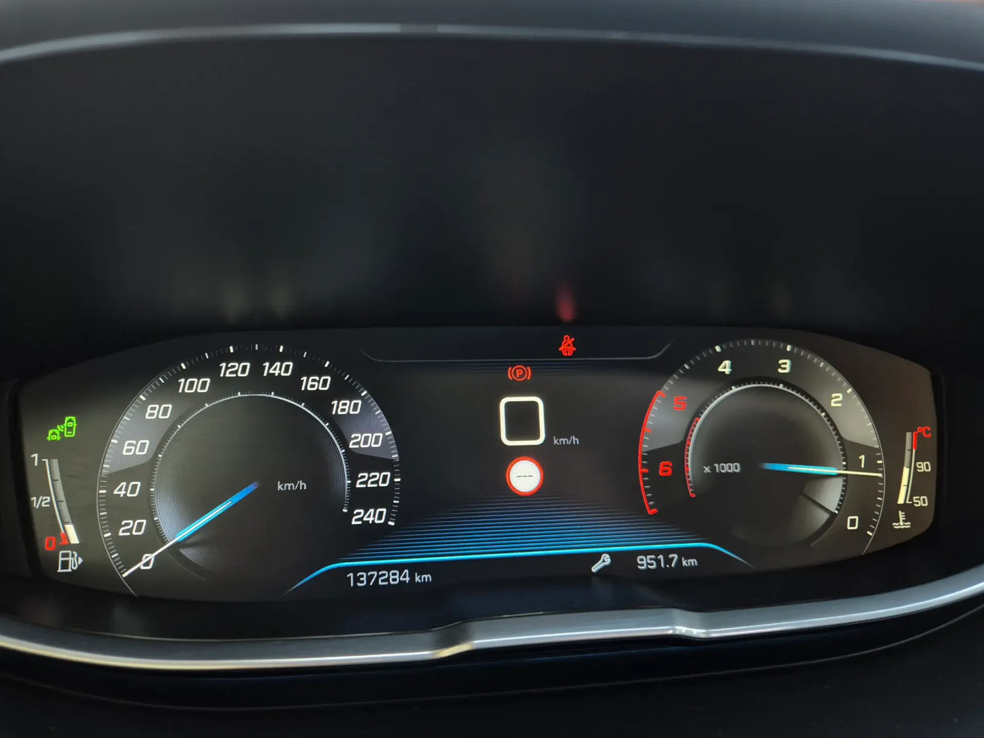 Peugeot 3008 1.6 BlueHDi GT Line 25