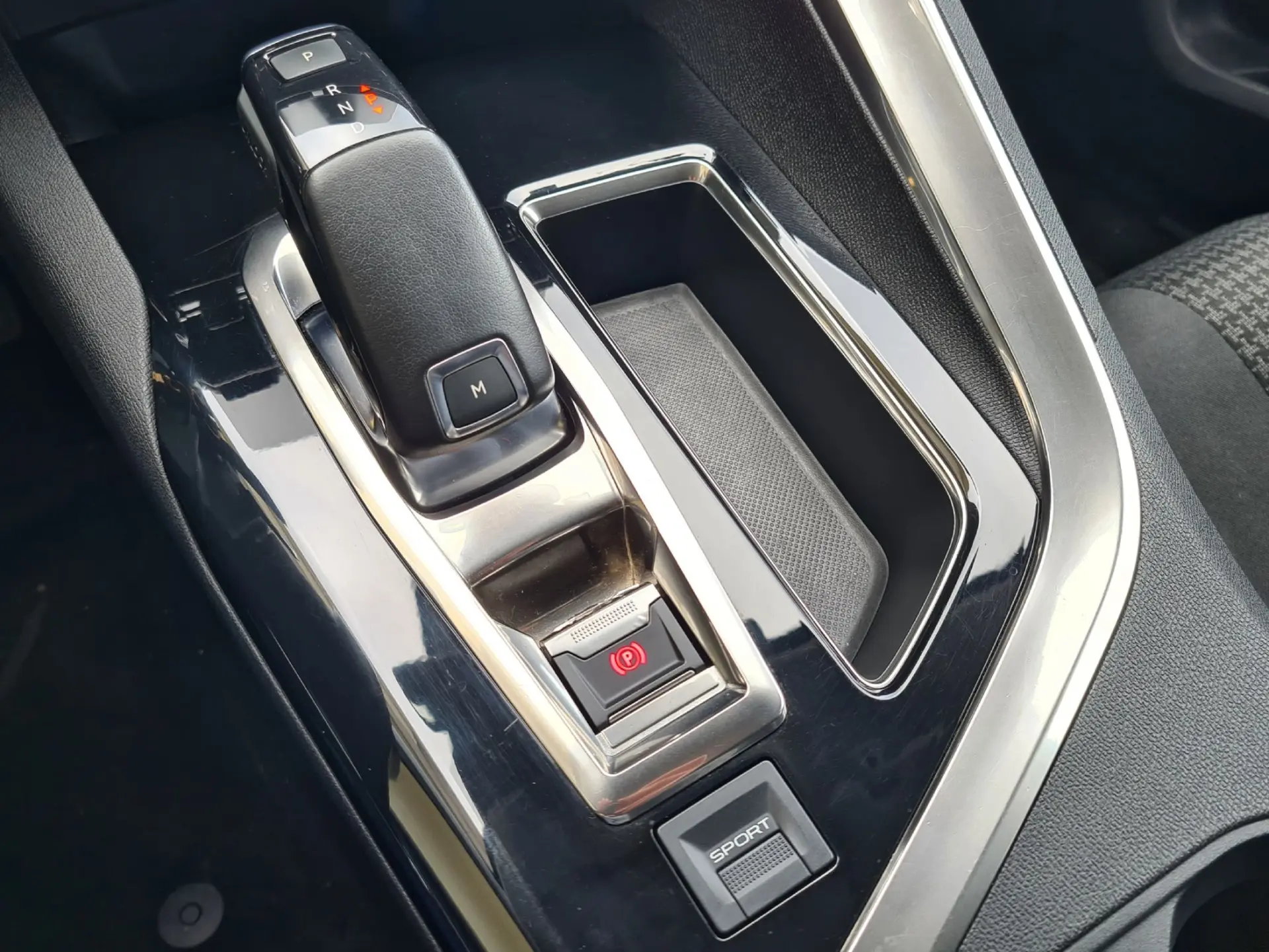 Peugeot 3008 1.6 BlueHDi Allure EAT6 29