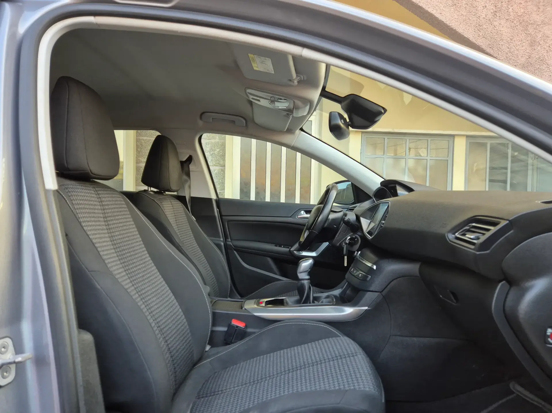 Peugeot 308 1.6 BlueHDi Style 10