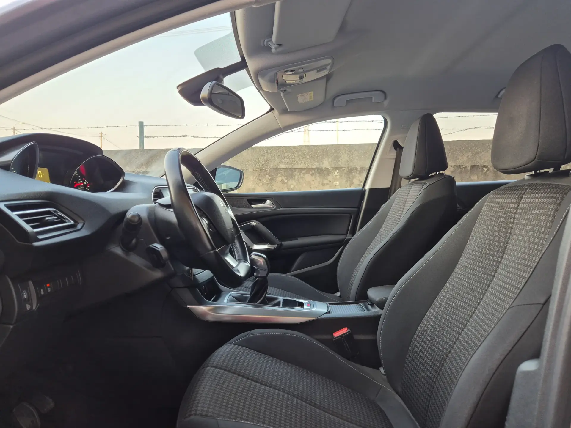 Peugeot 308 1.6 BlueHDi Style 14